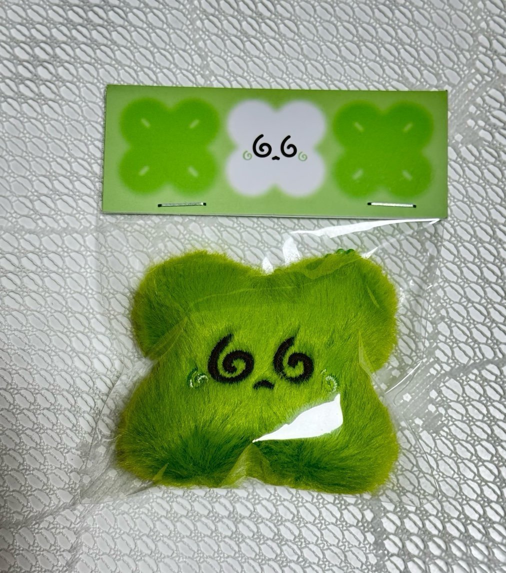NCT 127 DOYOUNG DOLO CON ‘MY DEAREST‘ CLOVER DOLL KEYRING PLUSH