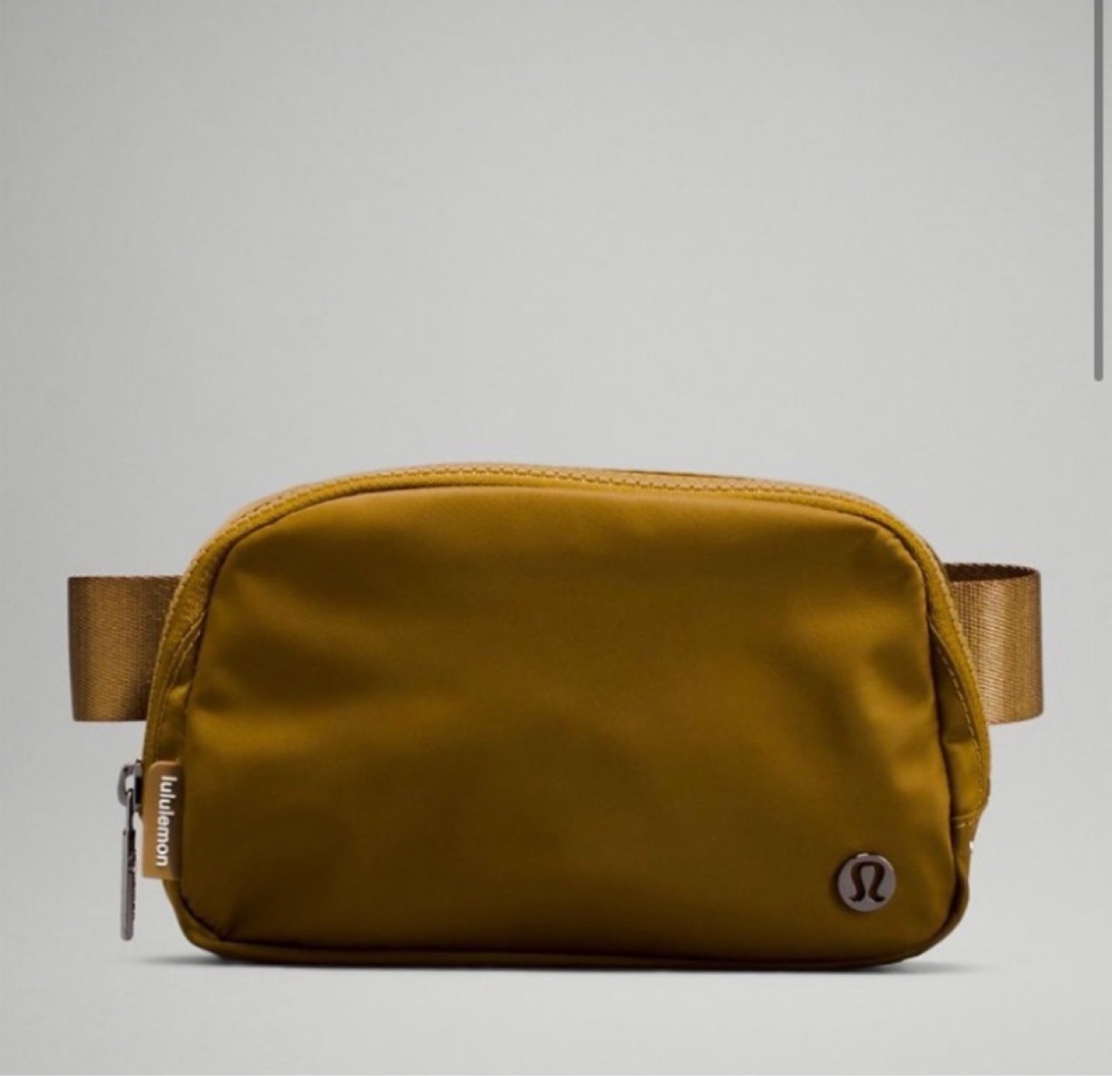 Lululemon Everywhere Belt Bag