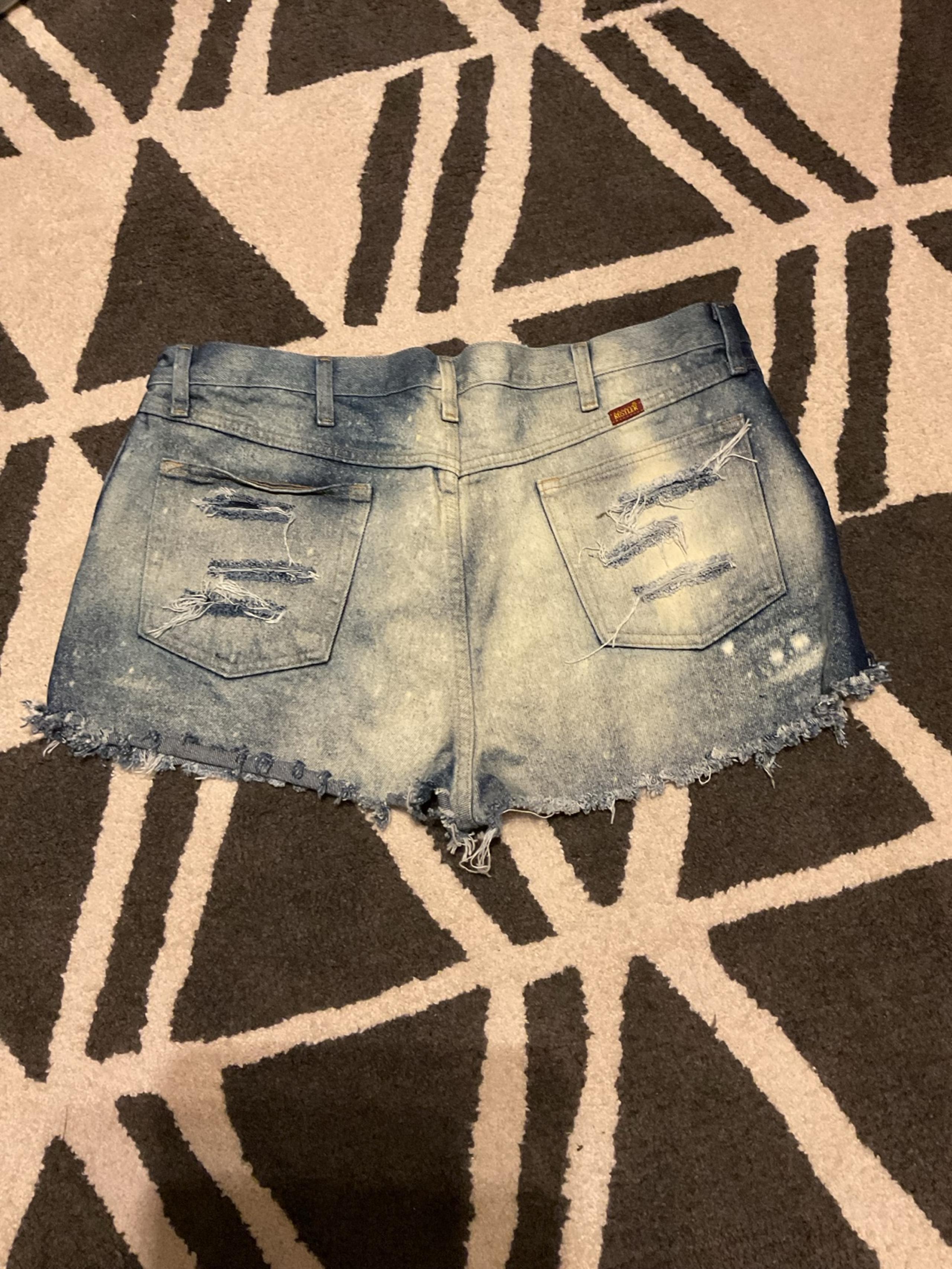 Women’s Denim Cut Off Distressed Bleached Shorts Rustler Brand Size  20