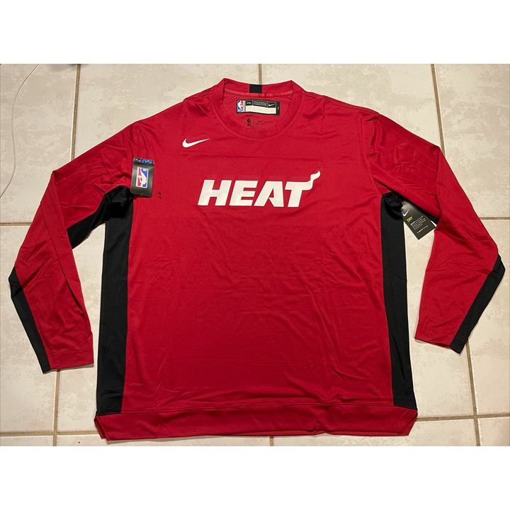NIKE Miami Heat NBA Long Sleeve Shooting Shirt Men’s Size Medium AV0907-608 NWT