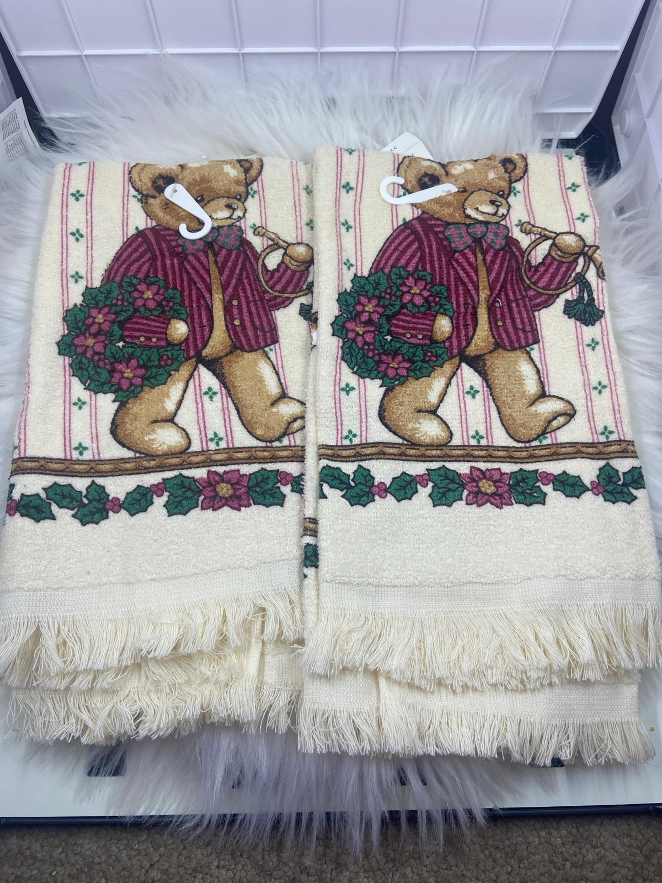 Vintage Christmas Holiday Teddy Bear Cotton 1980s Cannon Kitchen Towels Set of 2