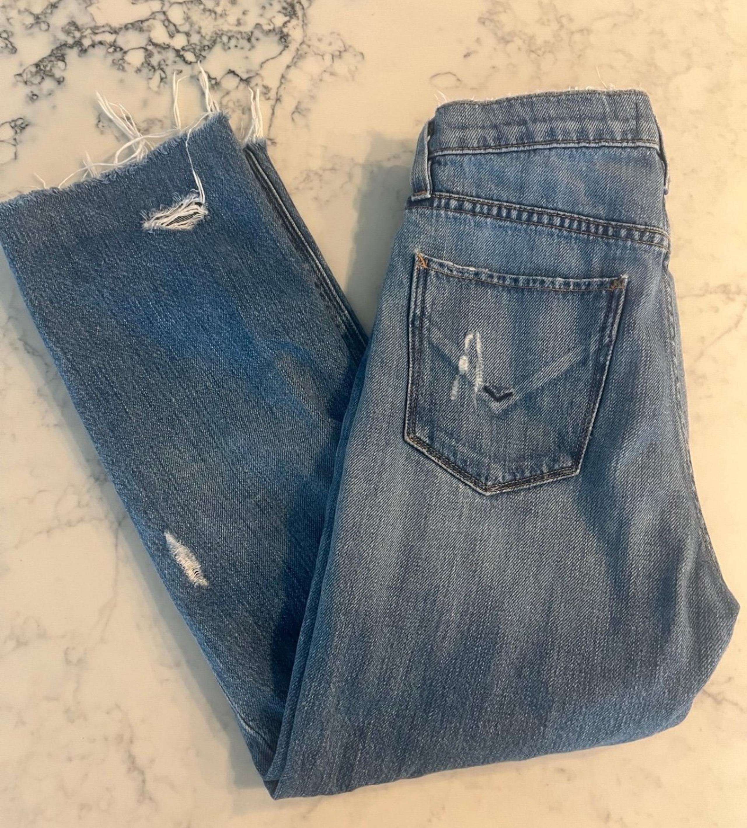 Hudson Women’s Holly Crop Jeans Size 25 Blue Medium Wash Raw Hem