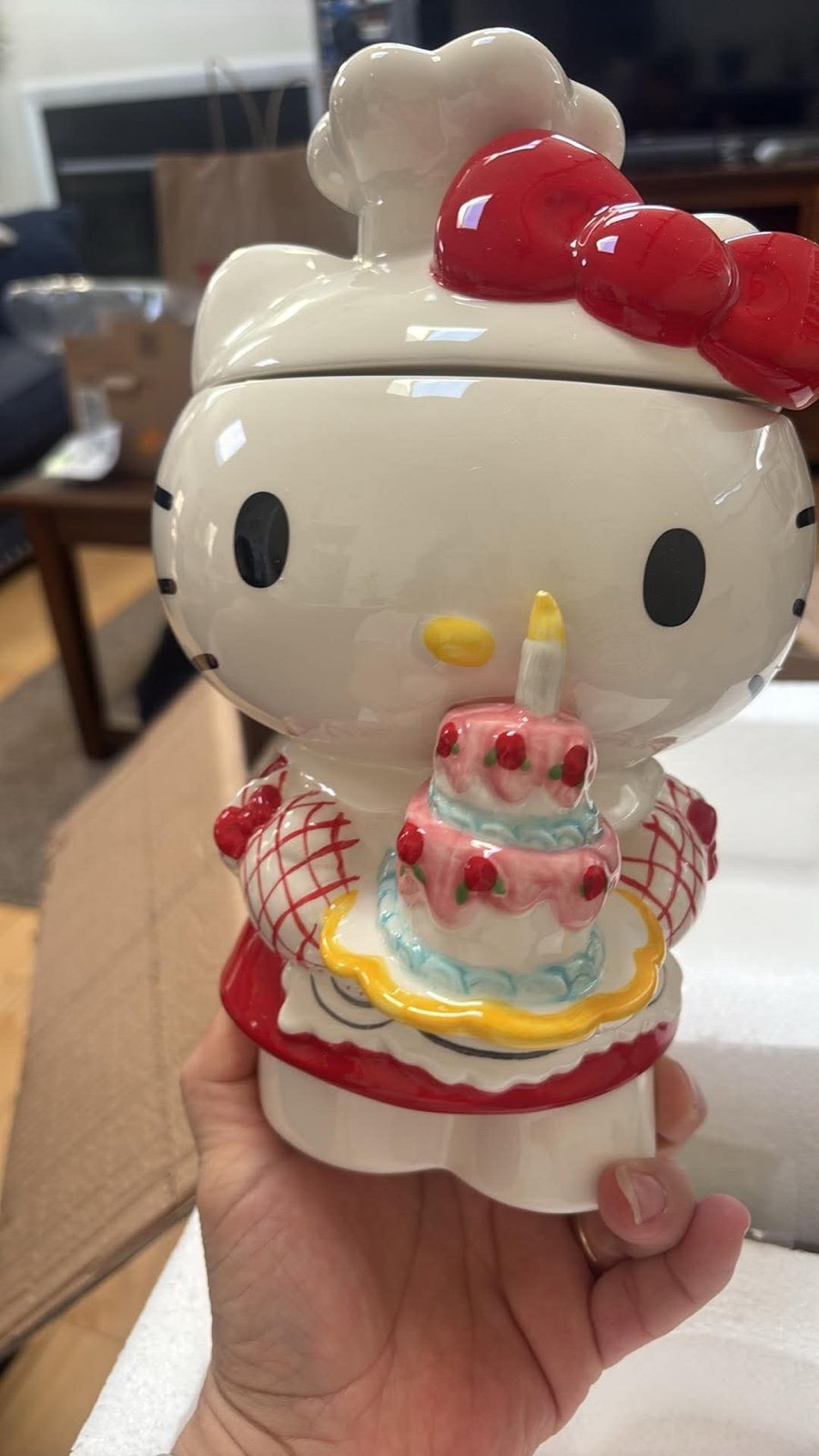 Hello kitty Birthday bakery cookie jar
