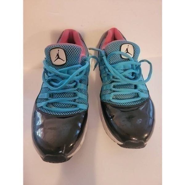 Jordan Women's Blue Black & Pink CMTF VIVZ Air 11 South Beach Shoes Size 10.5