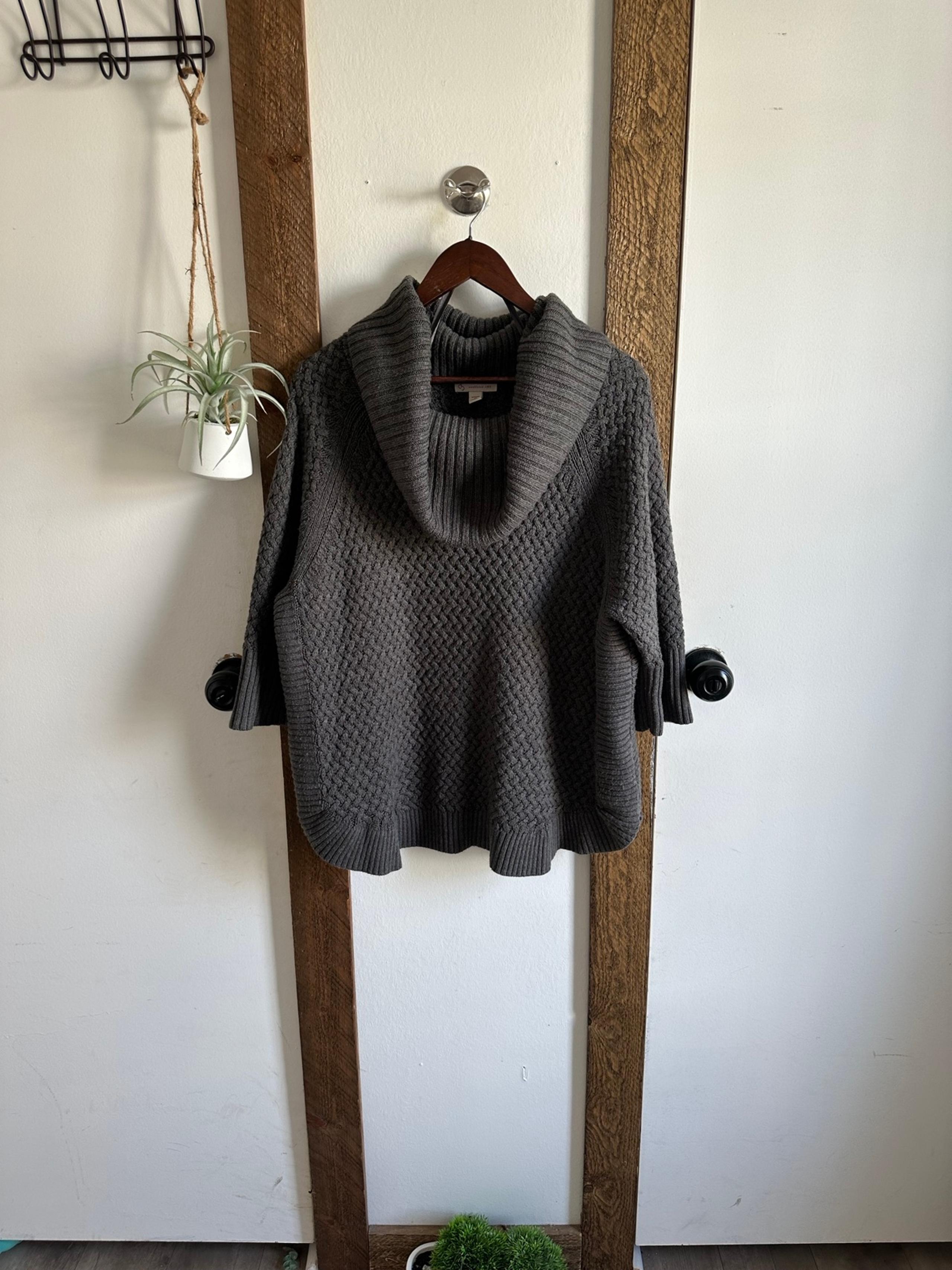 Dress Barn Plus Women’s Gray Cowl Neck Acrylic Knit Sweater Pullover Size 1X
Gre