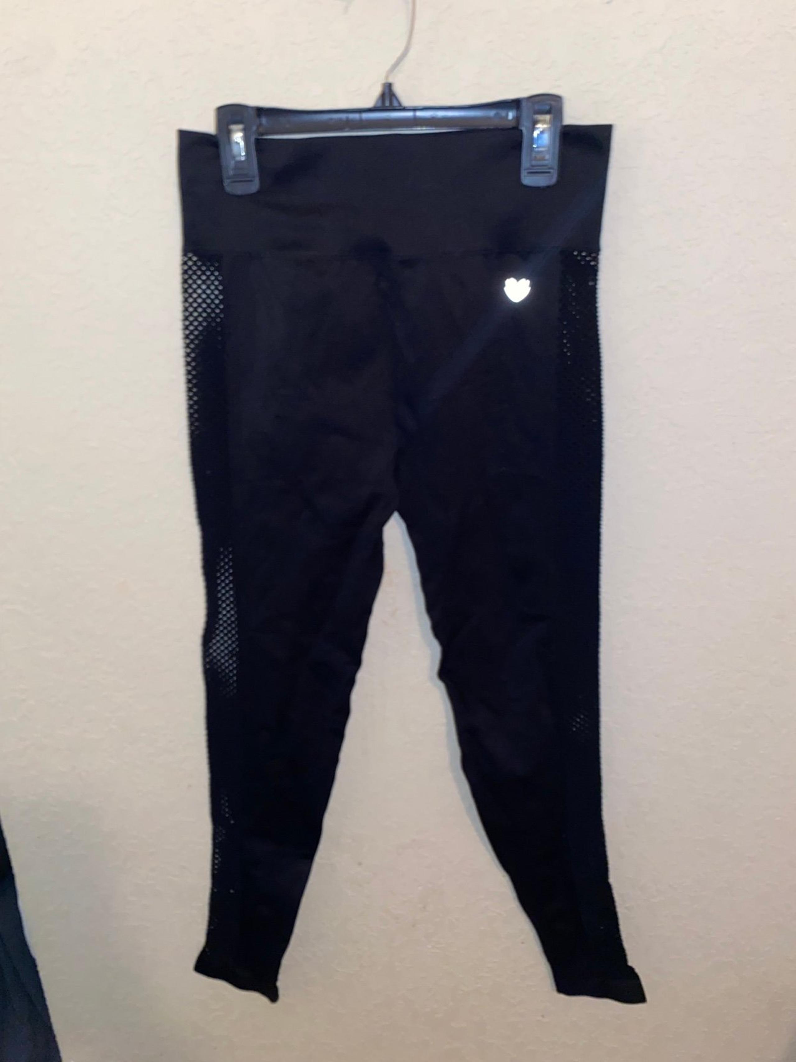 Women’s Forever 21 workout leggings