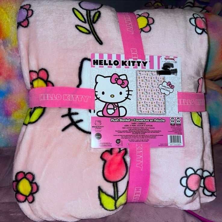 Hello Kitty spring blanket