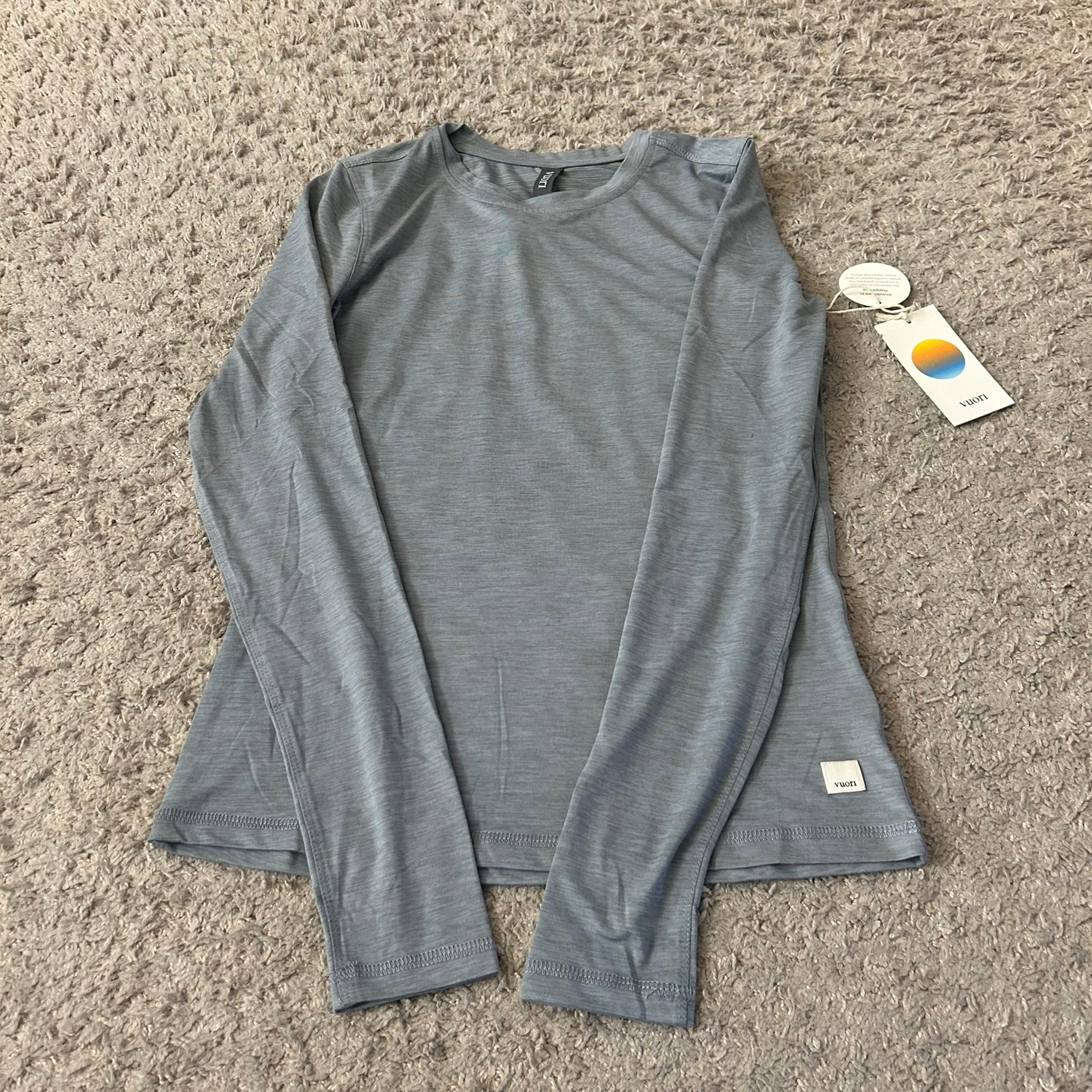 Women’s Vuori Clothing Lux Crew Long Sleeve T-Shirt