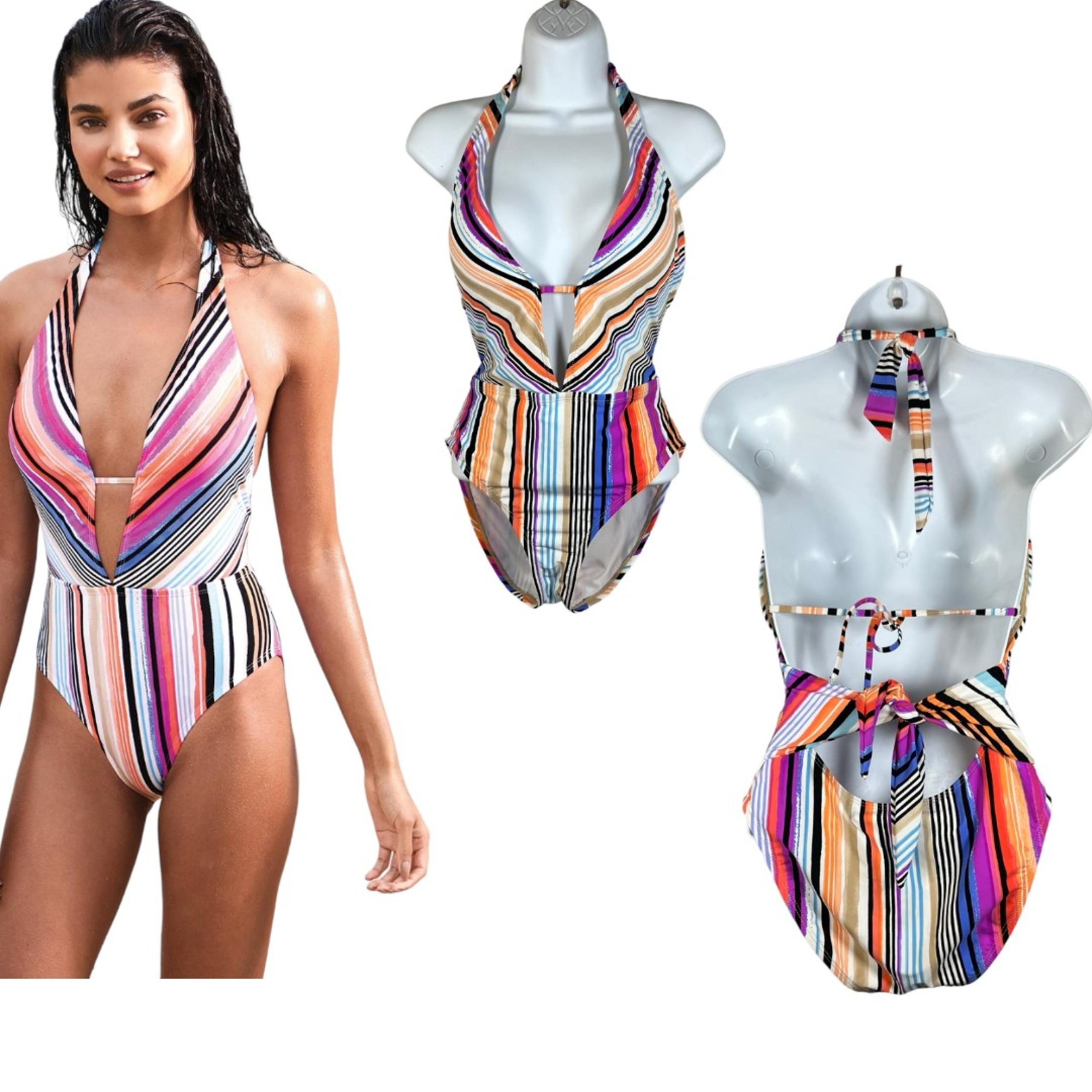 Kenneth Cole Reaction Stripe Cut Out One Piece Swimsuit Women's Size Small NEW