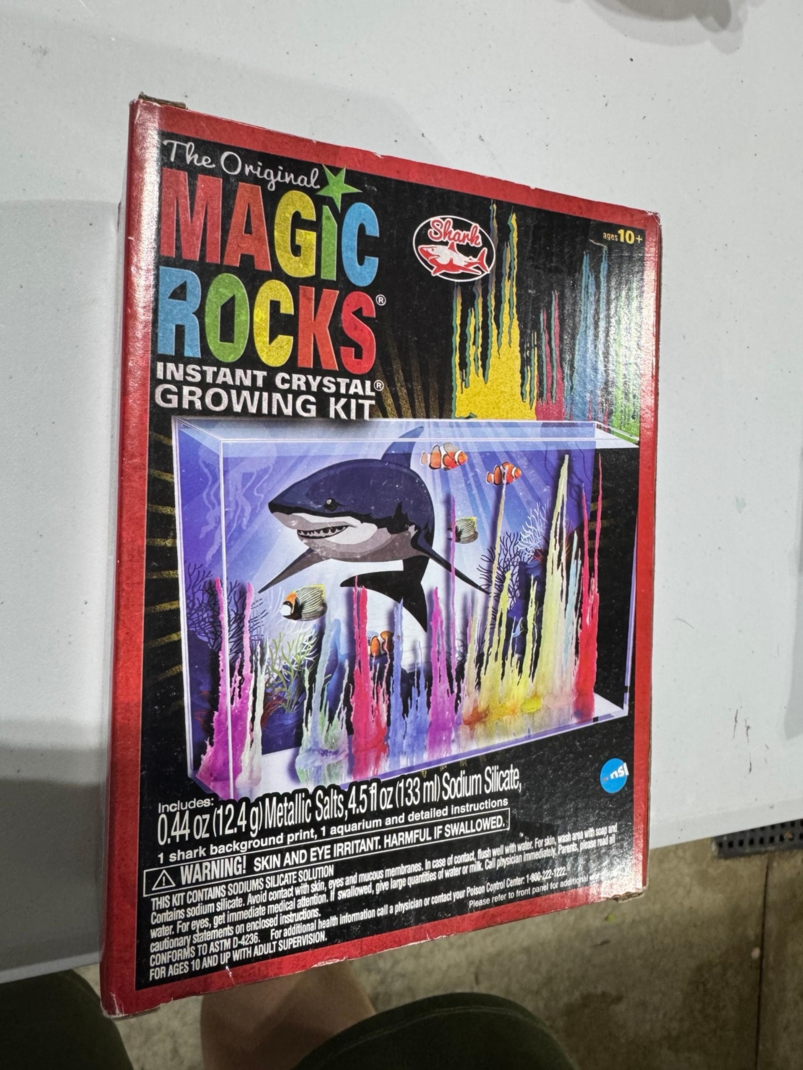 Magic Rocks Crystal Growing Kit