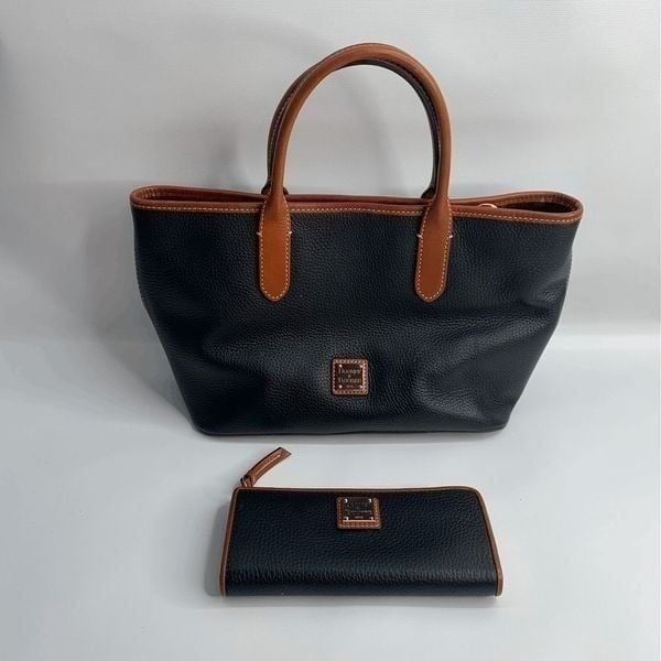 Dooney & Bourke Small Pebble Lexington Black Leather Purse & Wallet