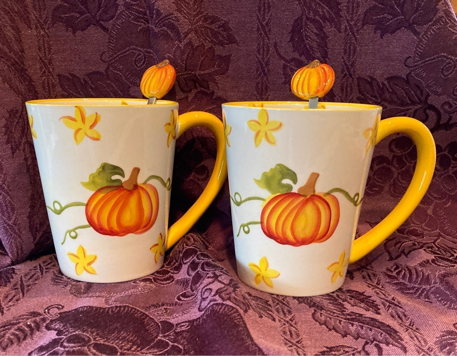 TEMPTATIONS PUMPKIN PATCH MUG SET (SET OF 2)