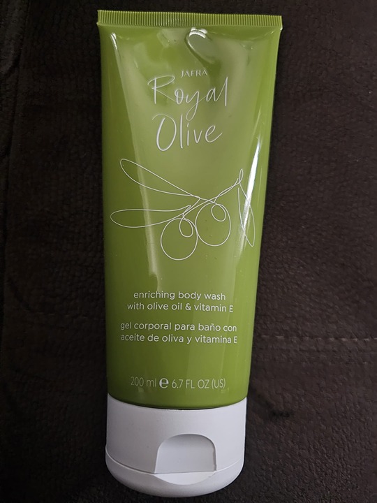 JAFRA Royal Olive Enriching Body Wash With Olive Oil & Vitamin E