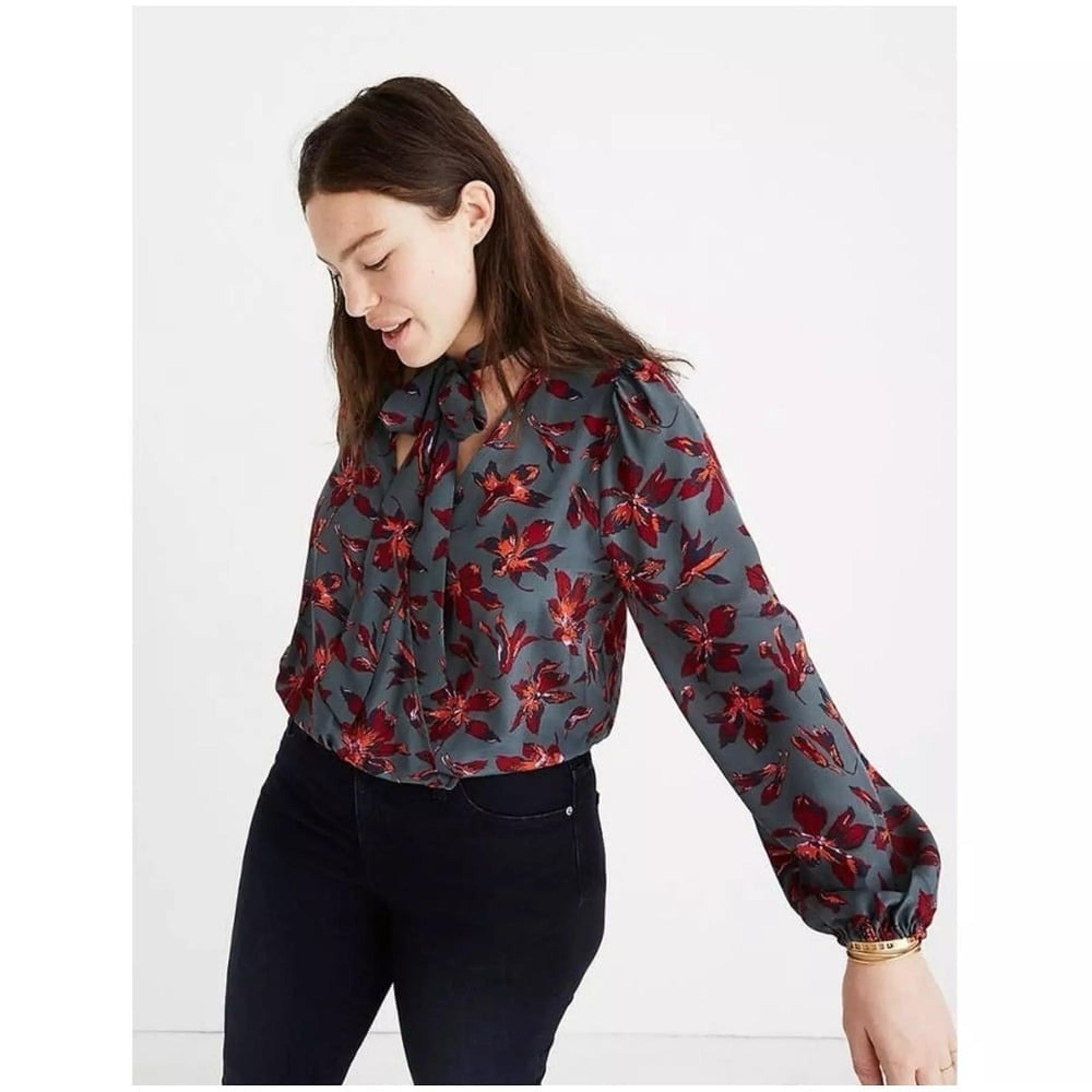 Madewell Women Gray Floral 100% Silk Balloon Sleeve Wrap Blouse Top