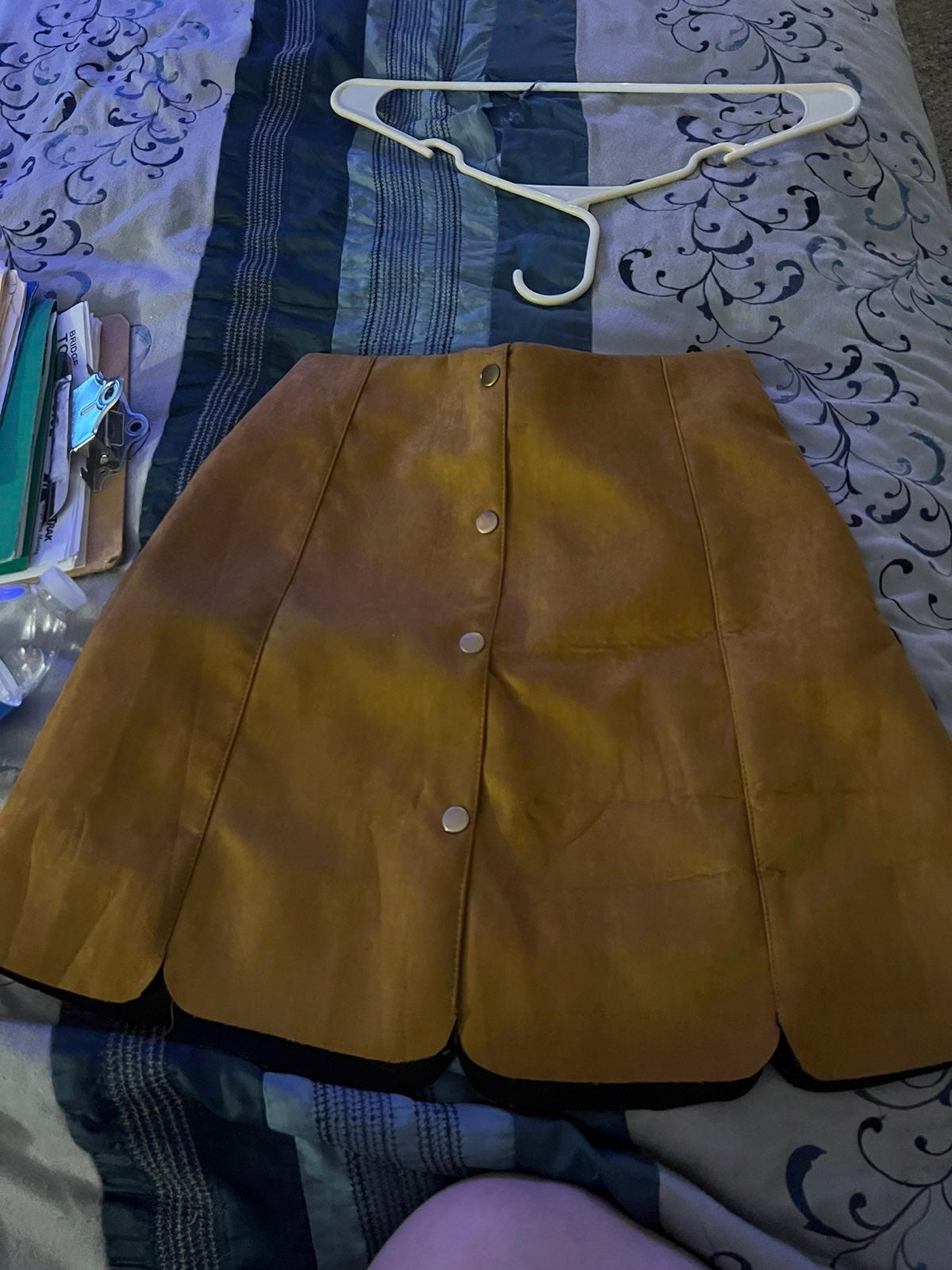 Nordstrom beige mini skirt