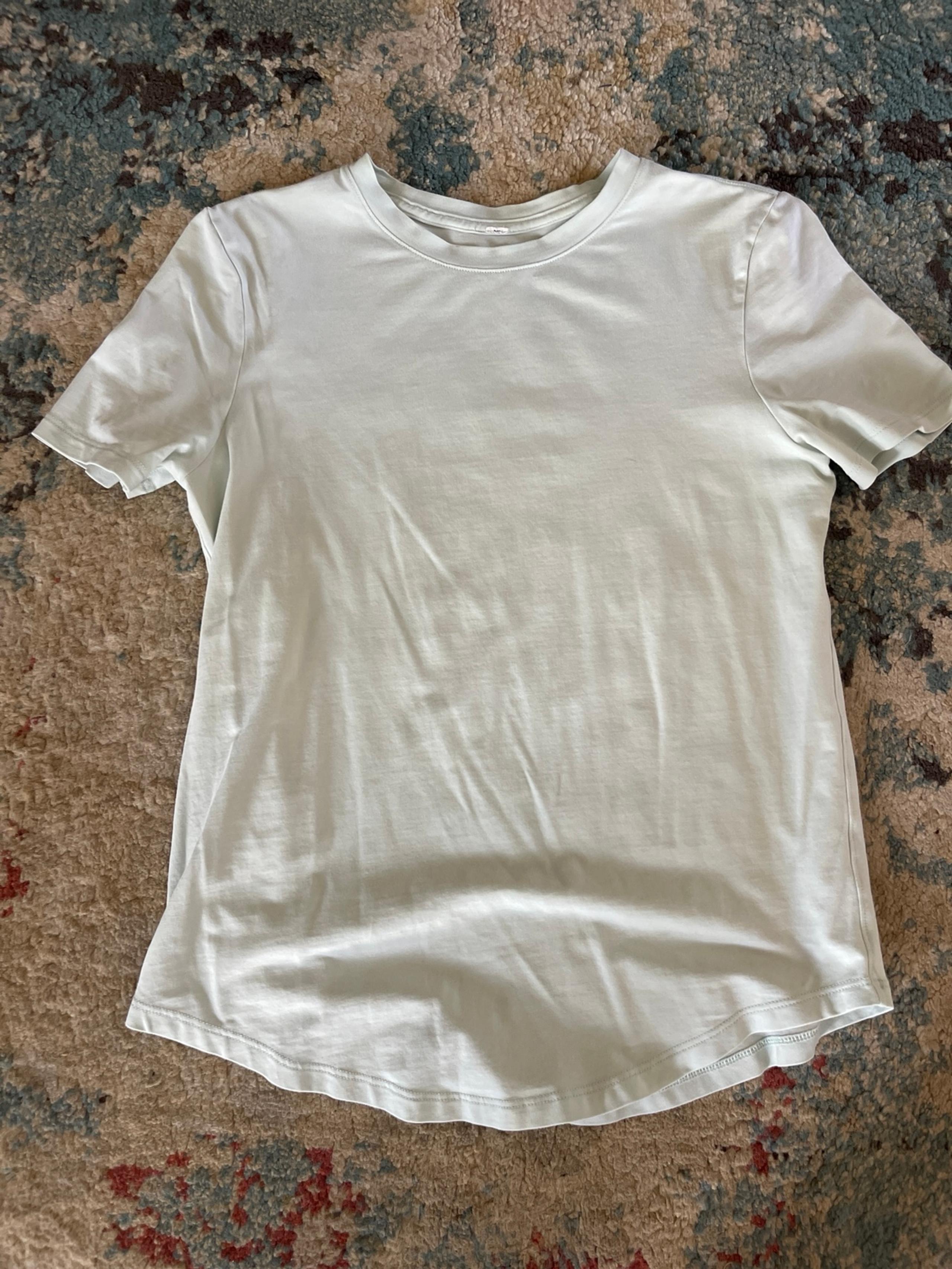 Lululemon athletic light mint t-shirt size:M