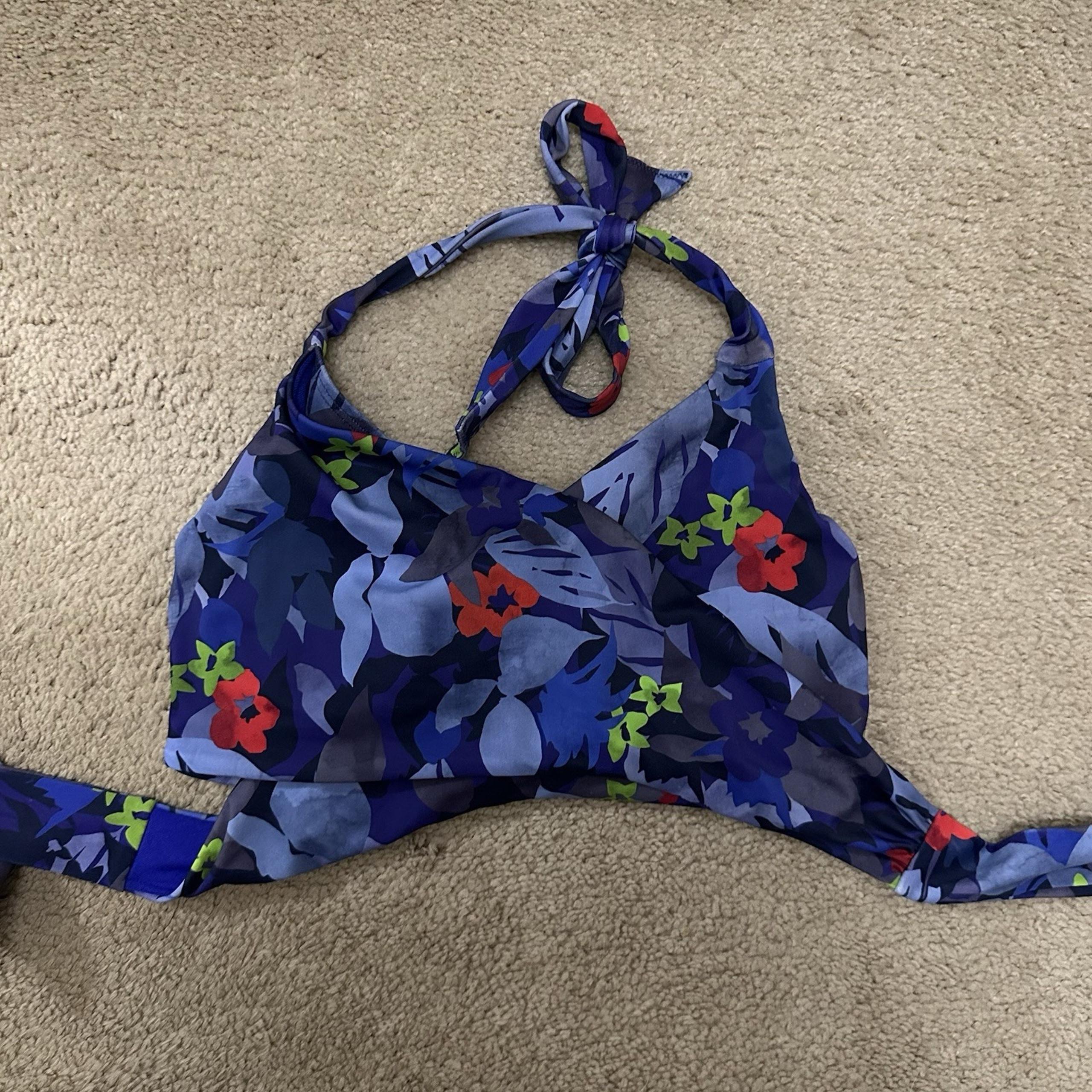 Athleta 32D/DD Twilight Tropic Wrap Halter Bra Cup Bikini Top Swim 535194 S