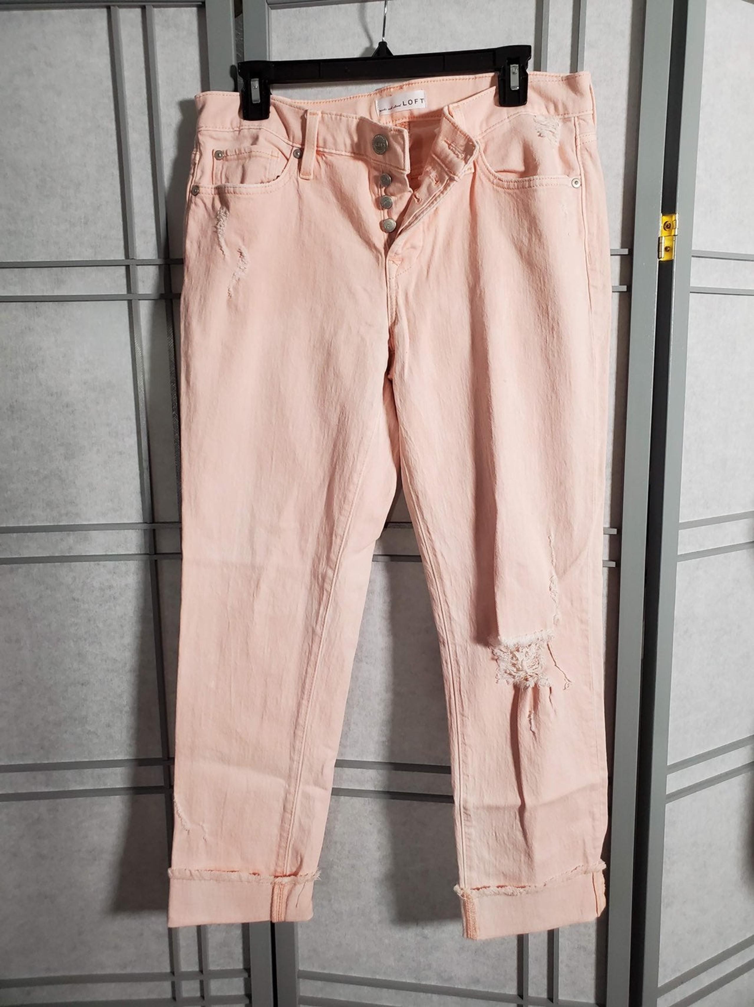 Ann Taylor LOFT distressed boyfriend jeans SZ 6