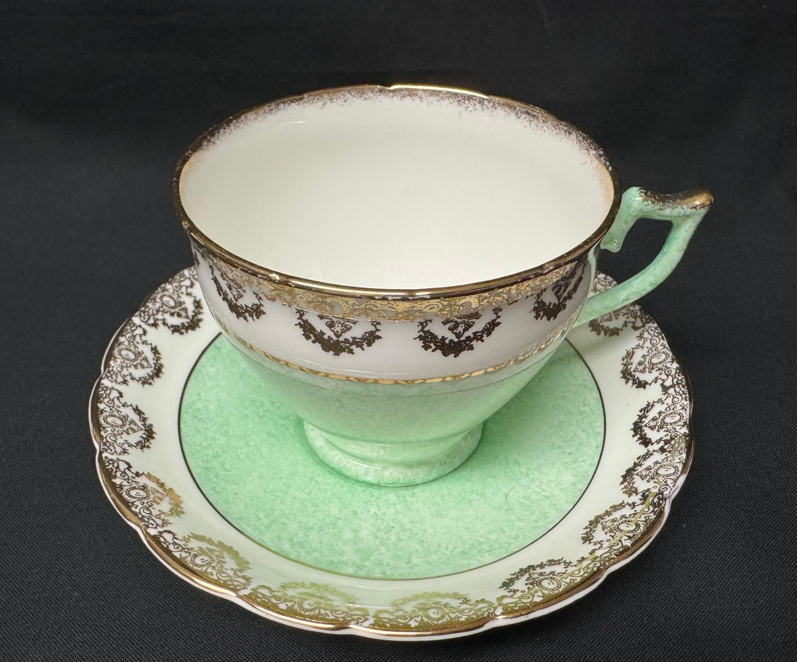 Wellington Bone China Mint Green & Gold Tea Cup & Saucer Made In England