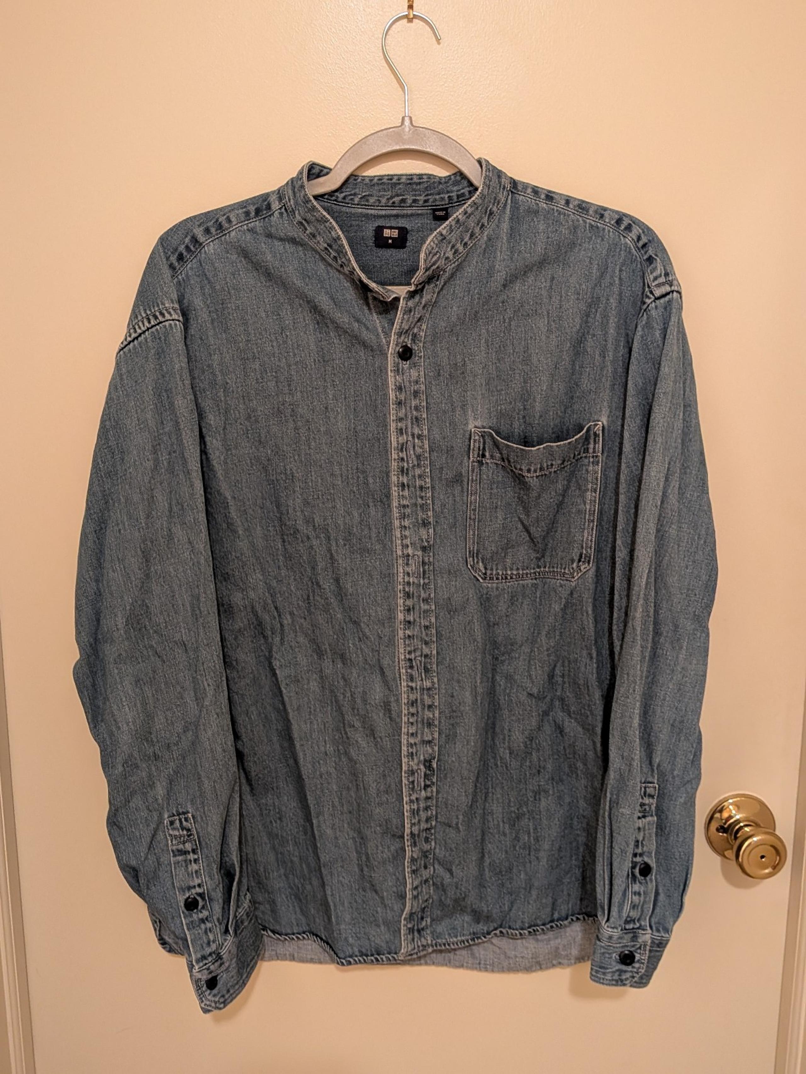 Uniqlo women's denim button down shirt