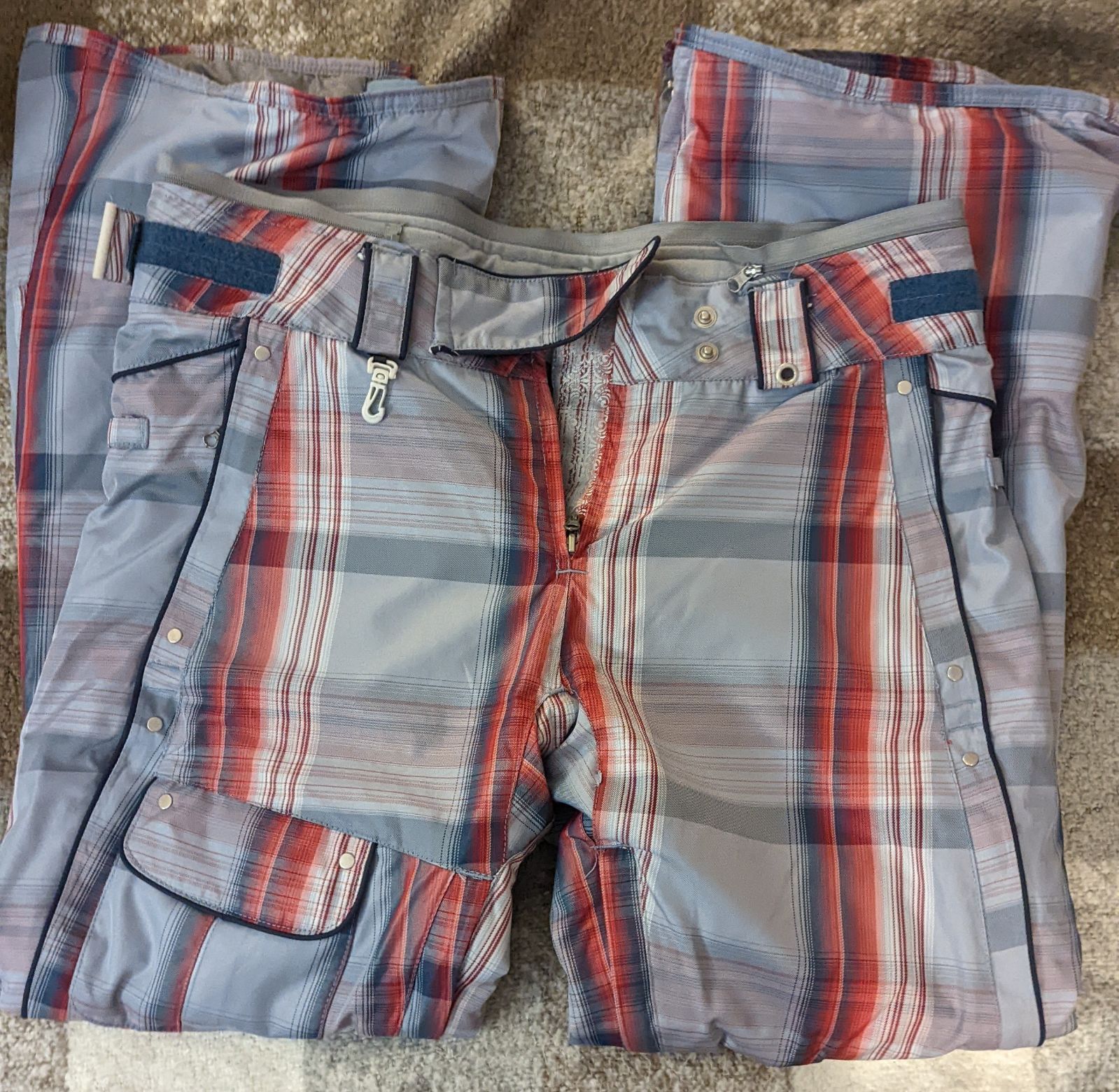 686 Snowboarding Pants