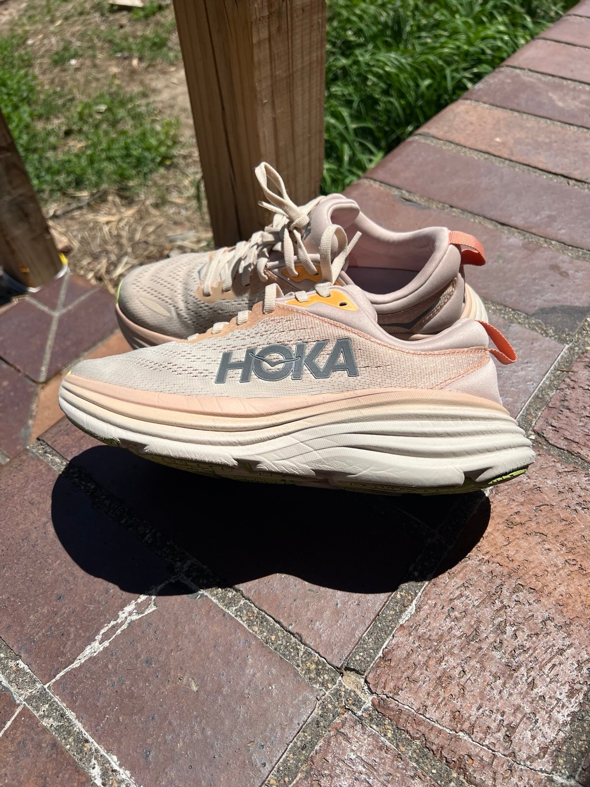 Women’s Hoka Bondi 8