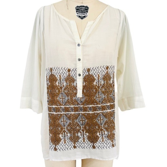 BURNING TORCH Gauze Button Front Embroidered Top in Cream Size L