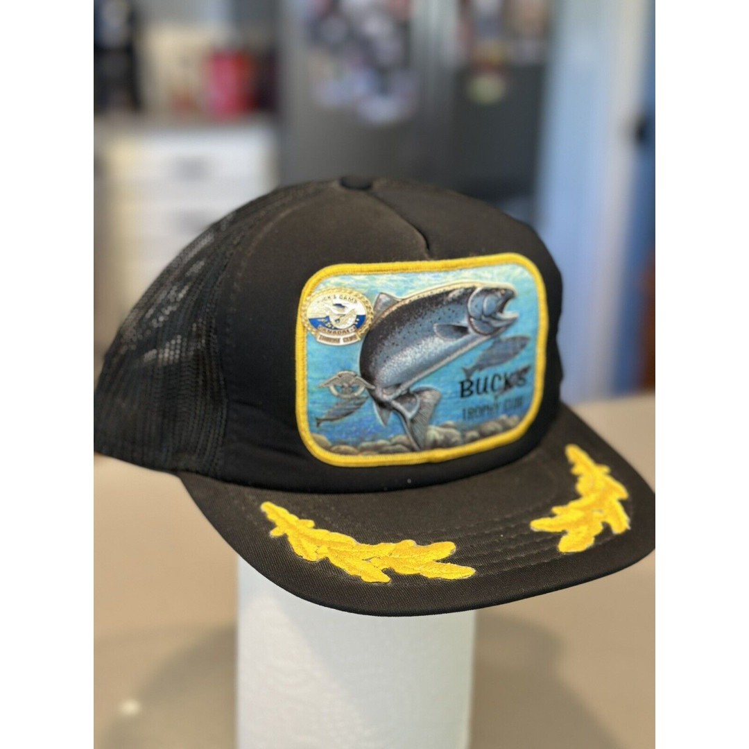 *Vtg Soft Patch Fish Logo Snapback Trucker Hat Canada Buck’s Trophy Club
