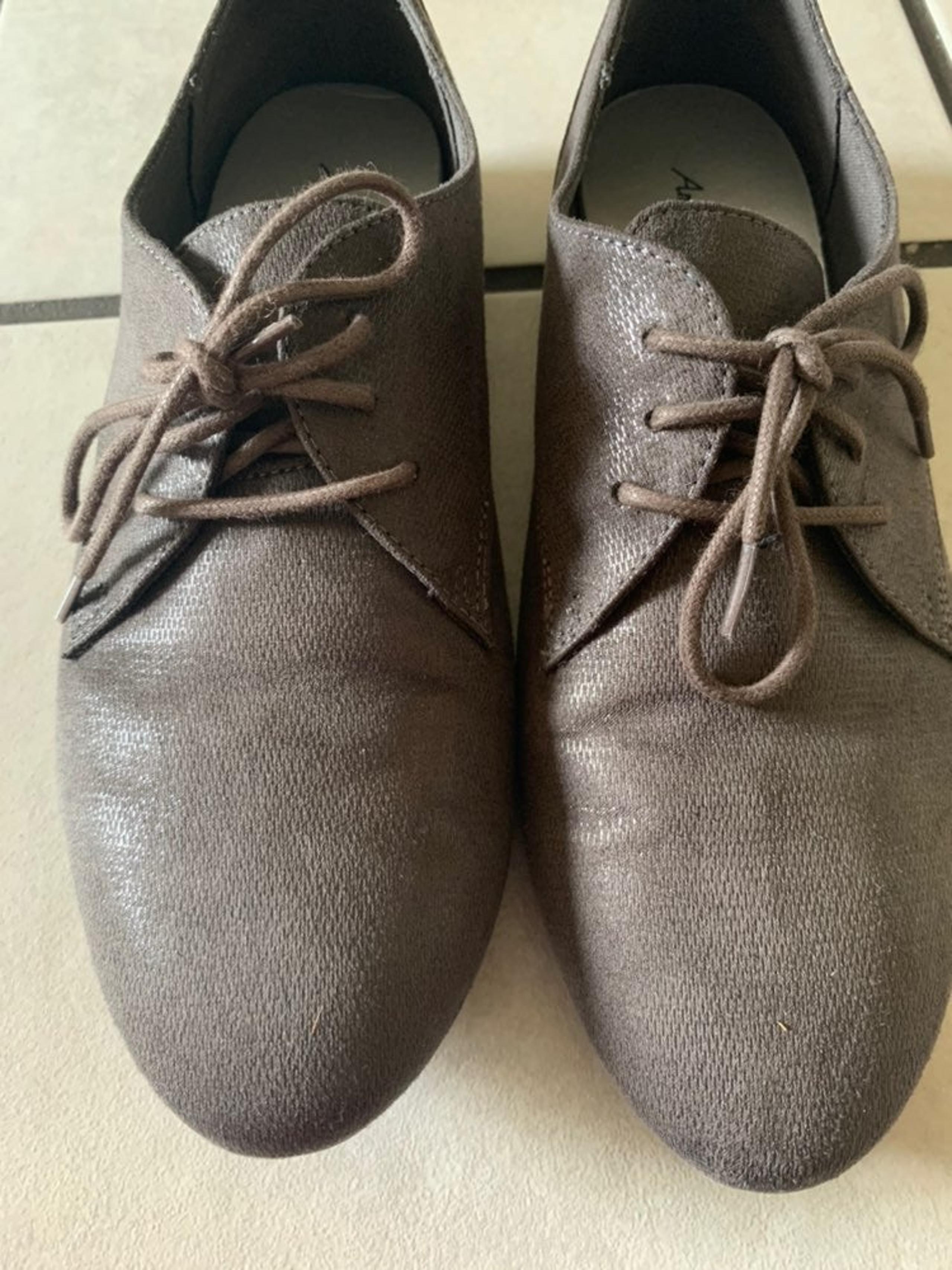 American Eagle loafers