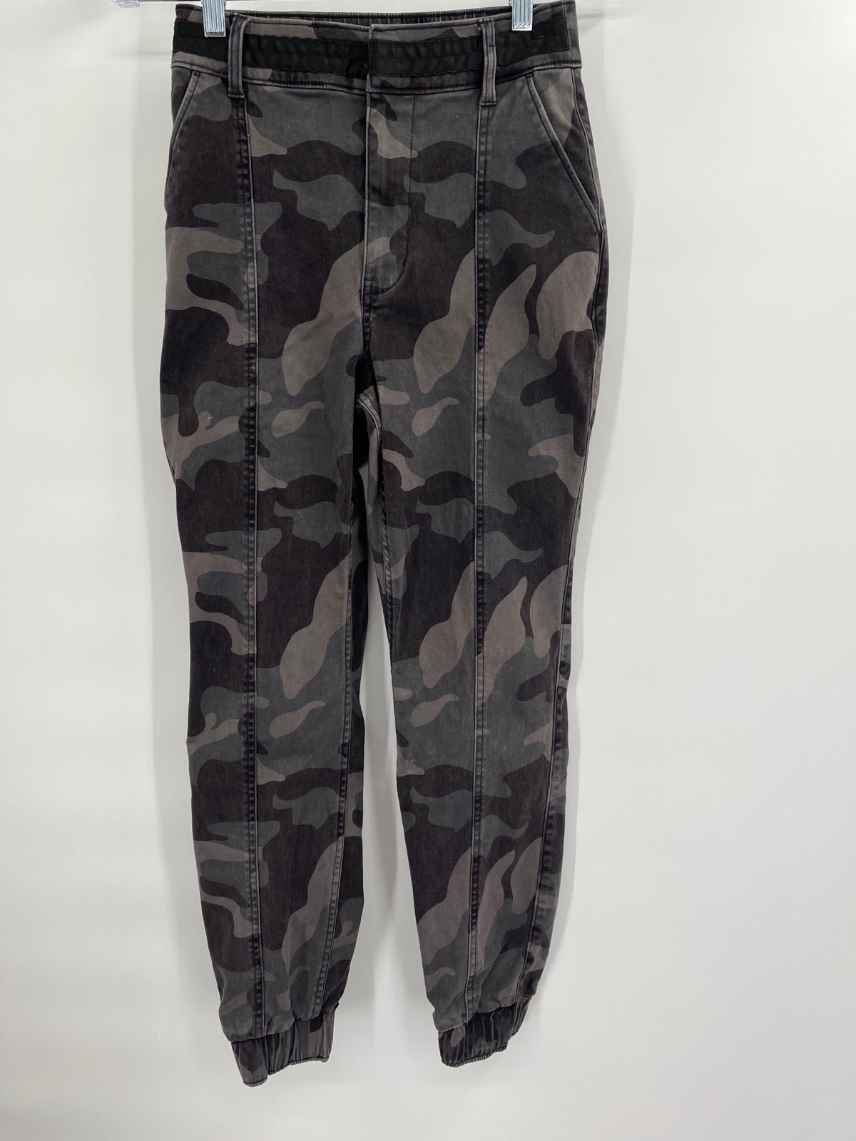 Hollister tapered pants hot sale