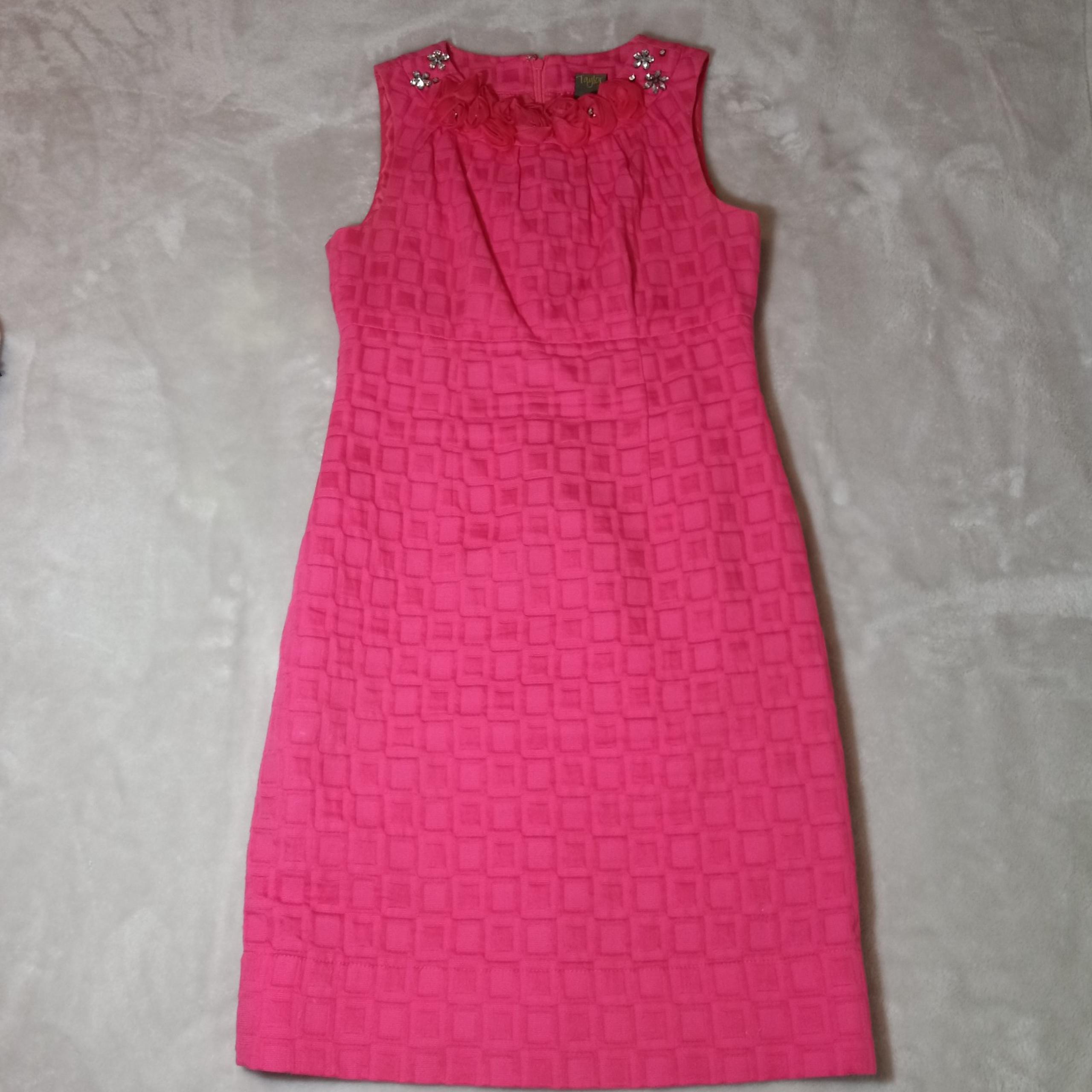 Taylor pink sleeveless sheath dress size 0