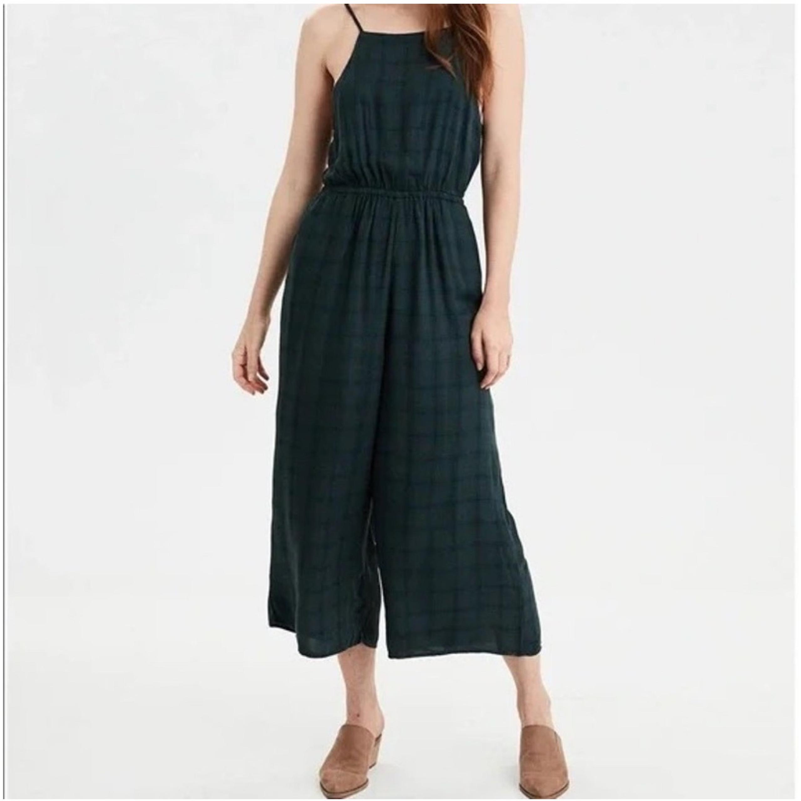 American Eagle romper/jumpsuit wide leg pockets cropped forest green SZ XL
