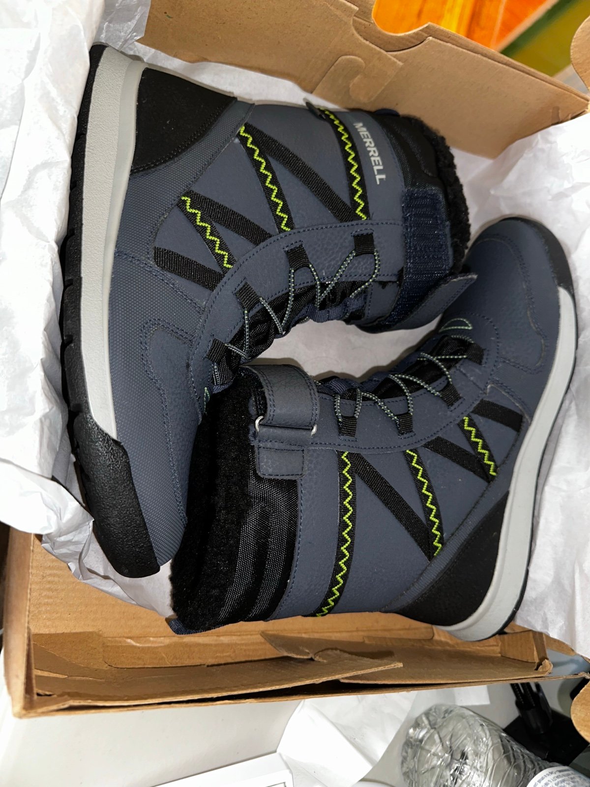 Kids snow boots