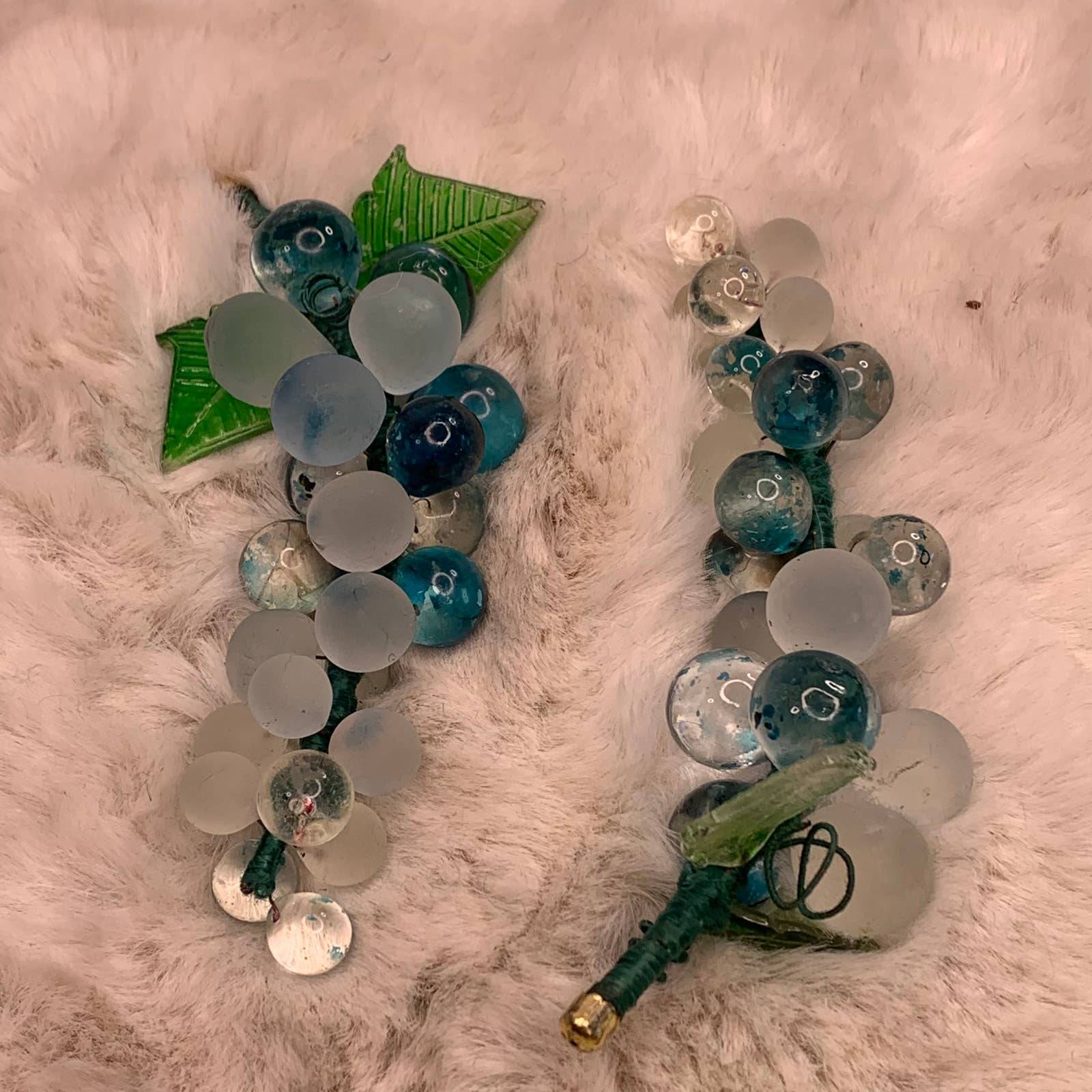 PAIR OF VINTAGE MCM BLUE HAND BLOWN MATTE & GLOSSY GLASS GRAPE CLUSTERS