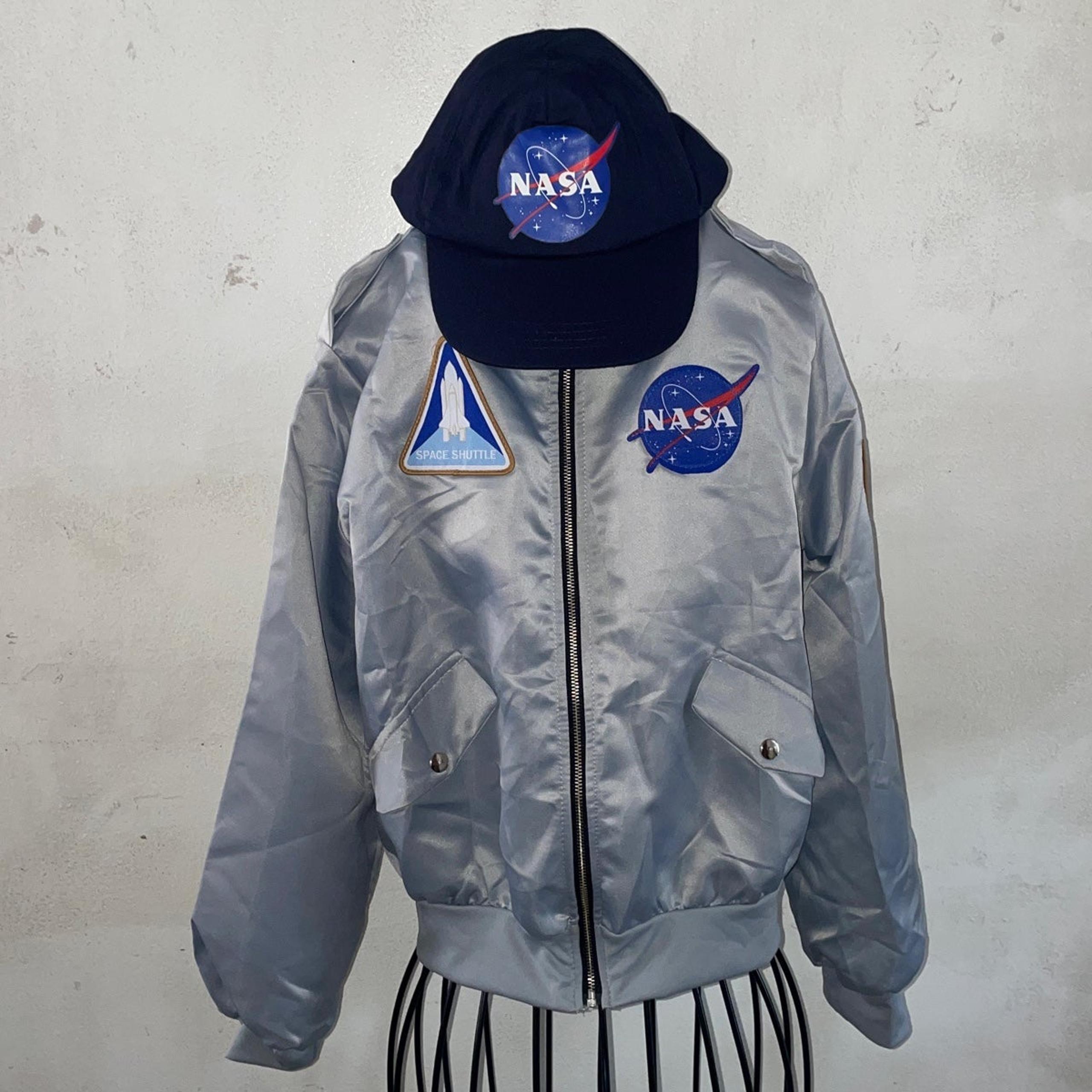California Costumes Kid’s NASA Costume size Large