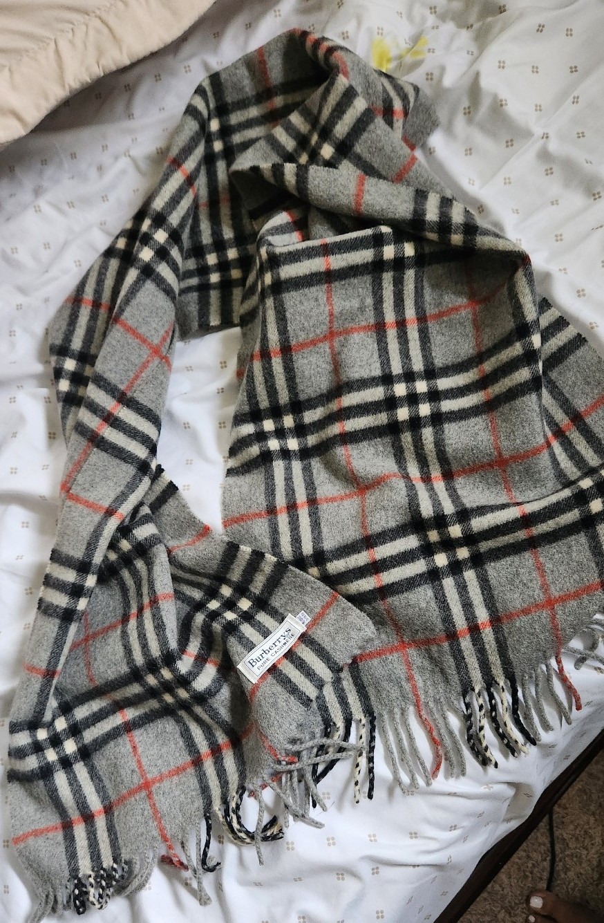 BURBERRY SCARF