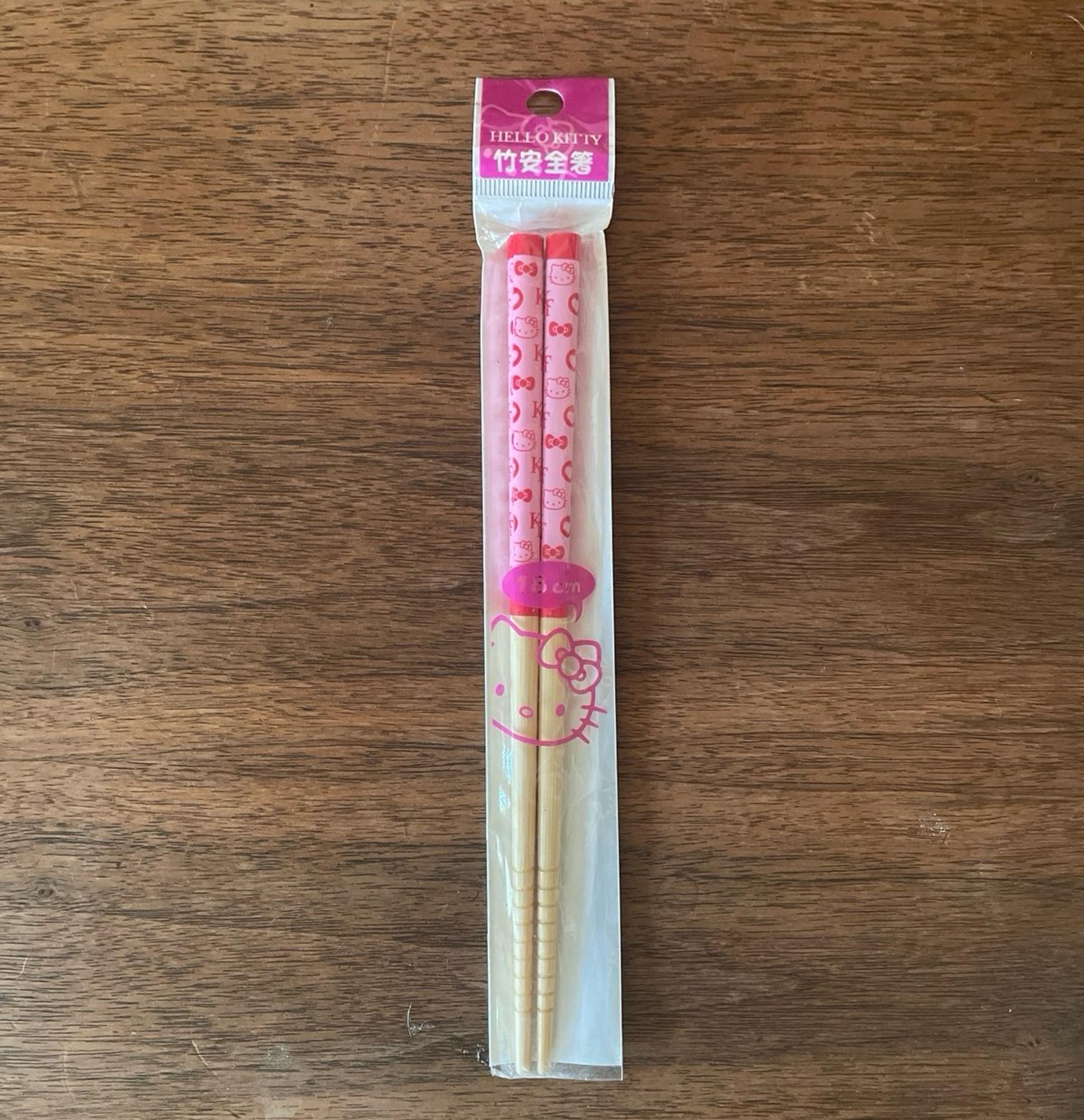 Vintage hello kitty chopsticks