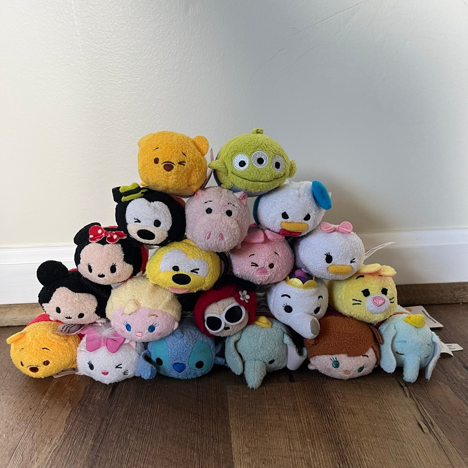 Tsum Tsum Lot of 20