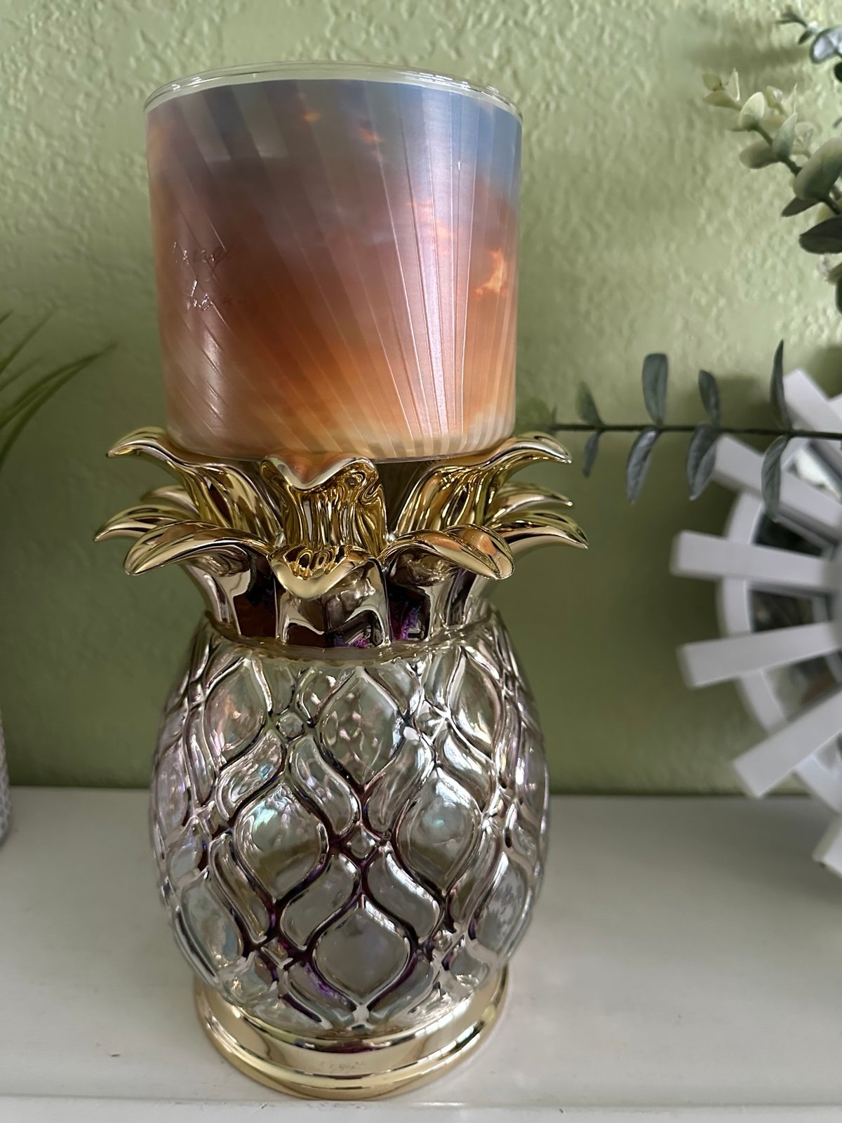 NEW BBW BEAUTIFUL 3 WICK CANDLE PEDESTAL