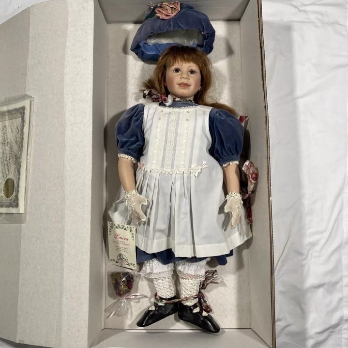 Gadco Doll Great American Doll Company Laura by Rotraut Schrott 28 Vtg 1996