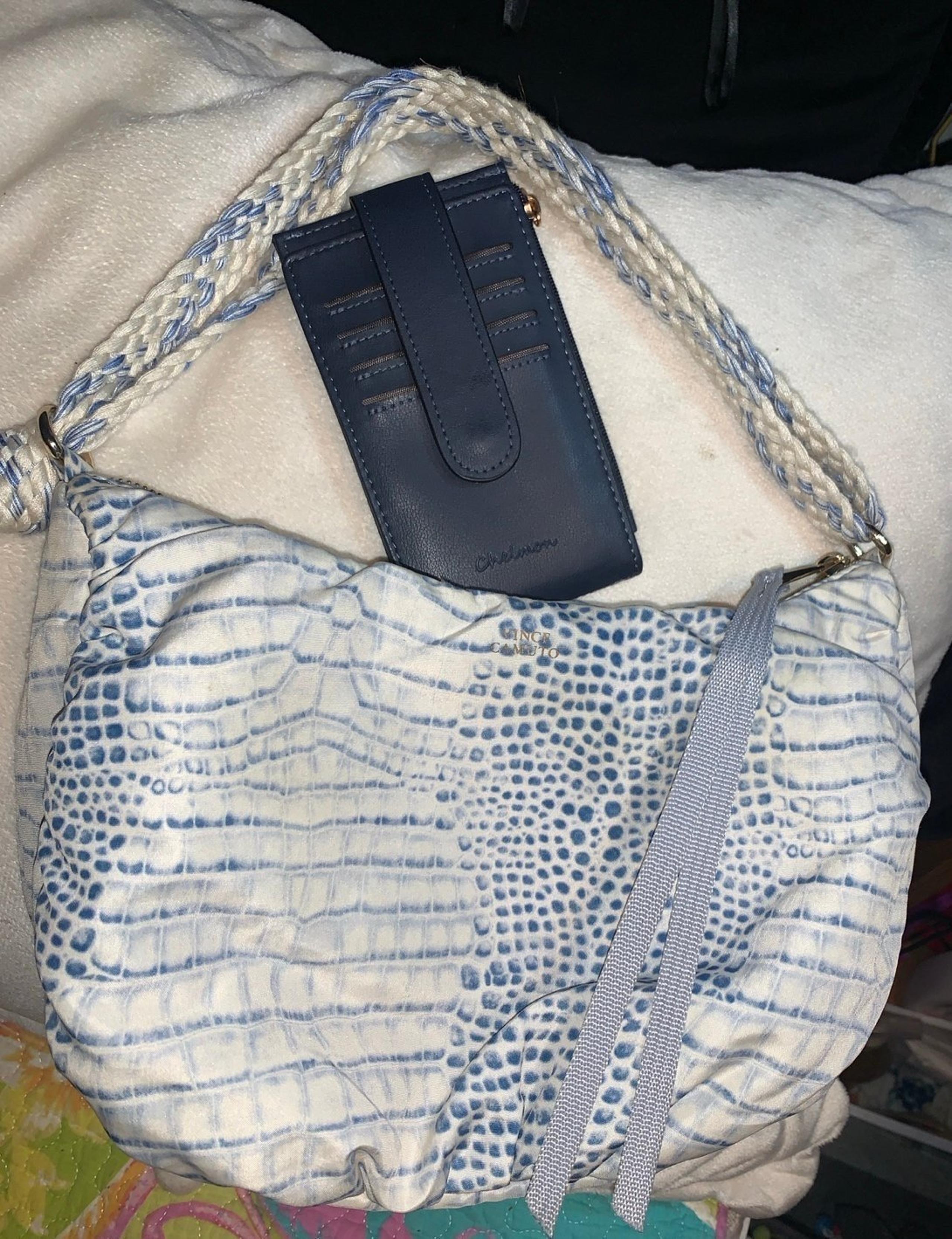 Vince Camuto Shoulderbag/crossbody & Chelmon wallet