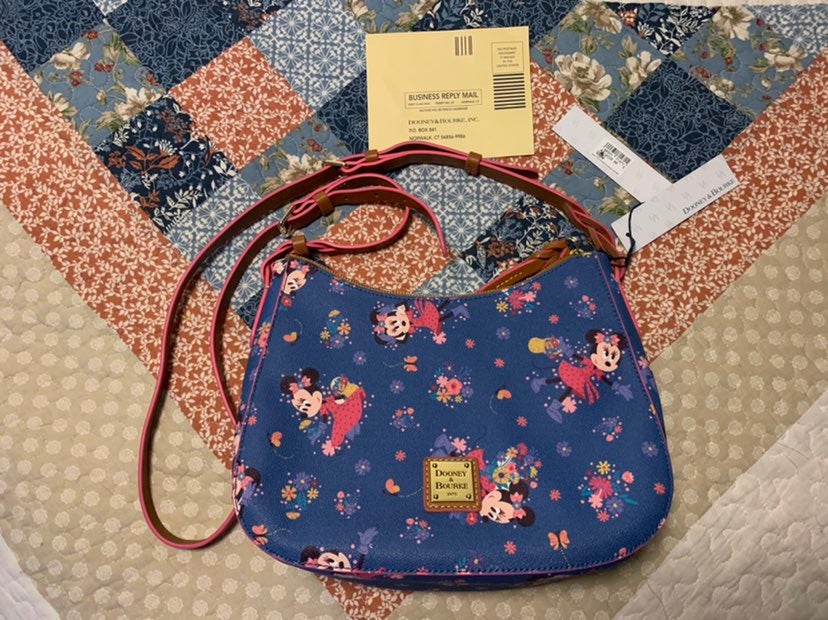 NWT Dooney & Bourke flower and garden crossbody bag