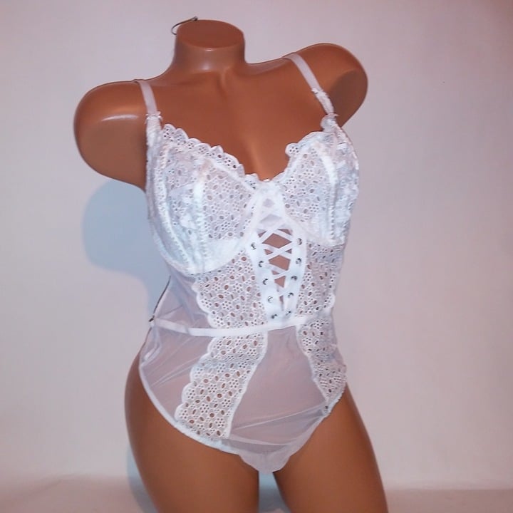 Victoria Secret Lingerie Teddy One Piece Bodysuit White Eyelet Sheer Thong XL