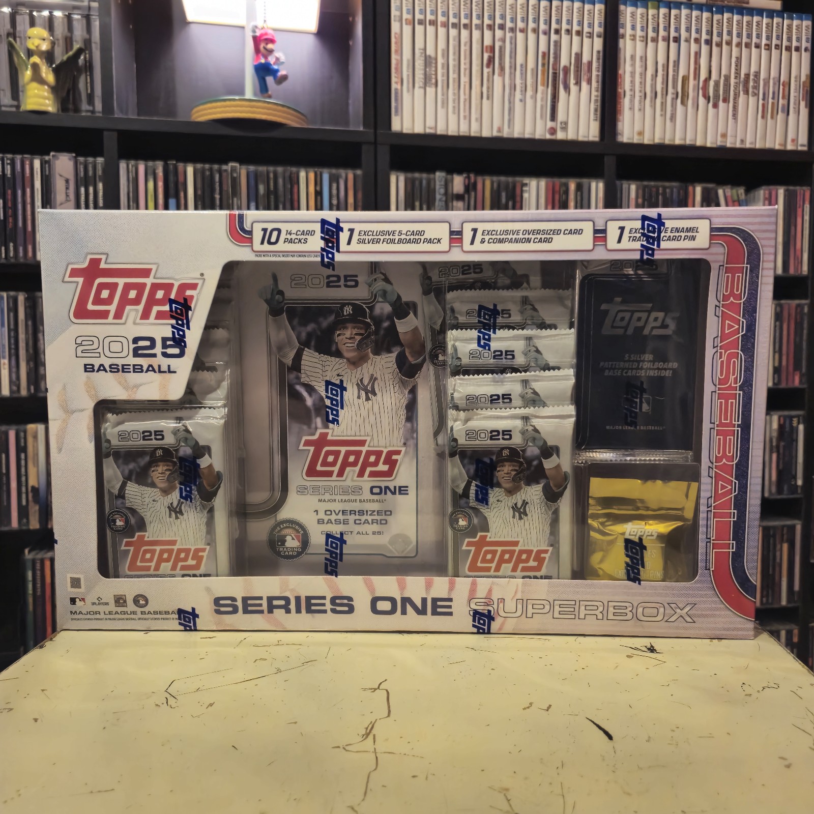 Topps 2025 Baseball Series One Super Box
