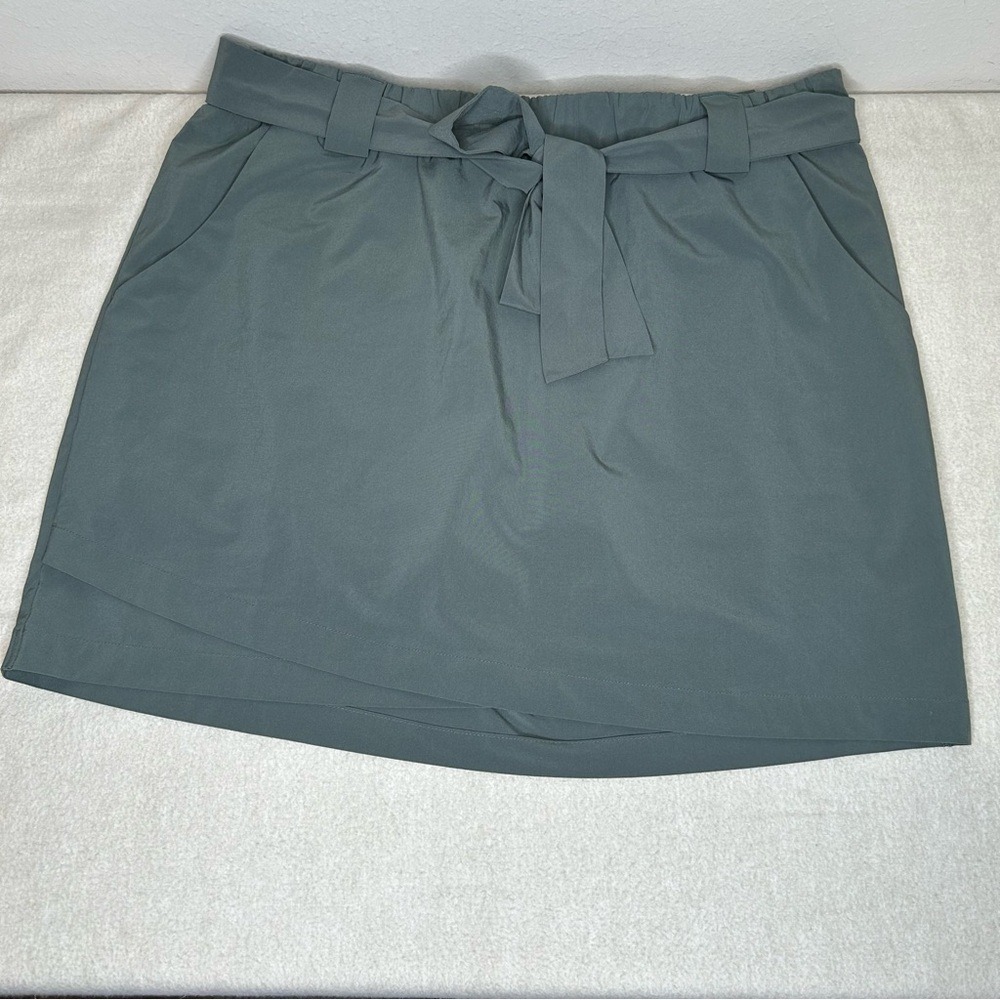 Athleta Destination Skort Jasper Green Size 16