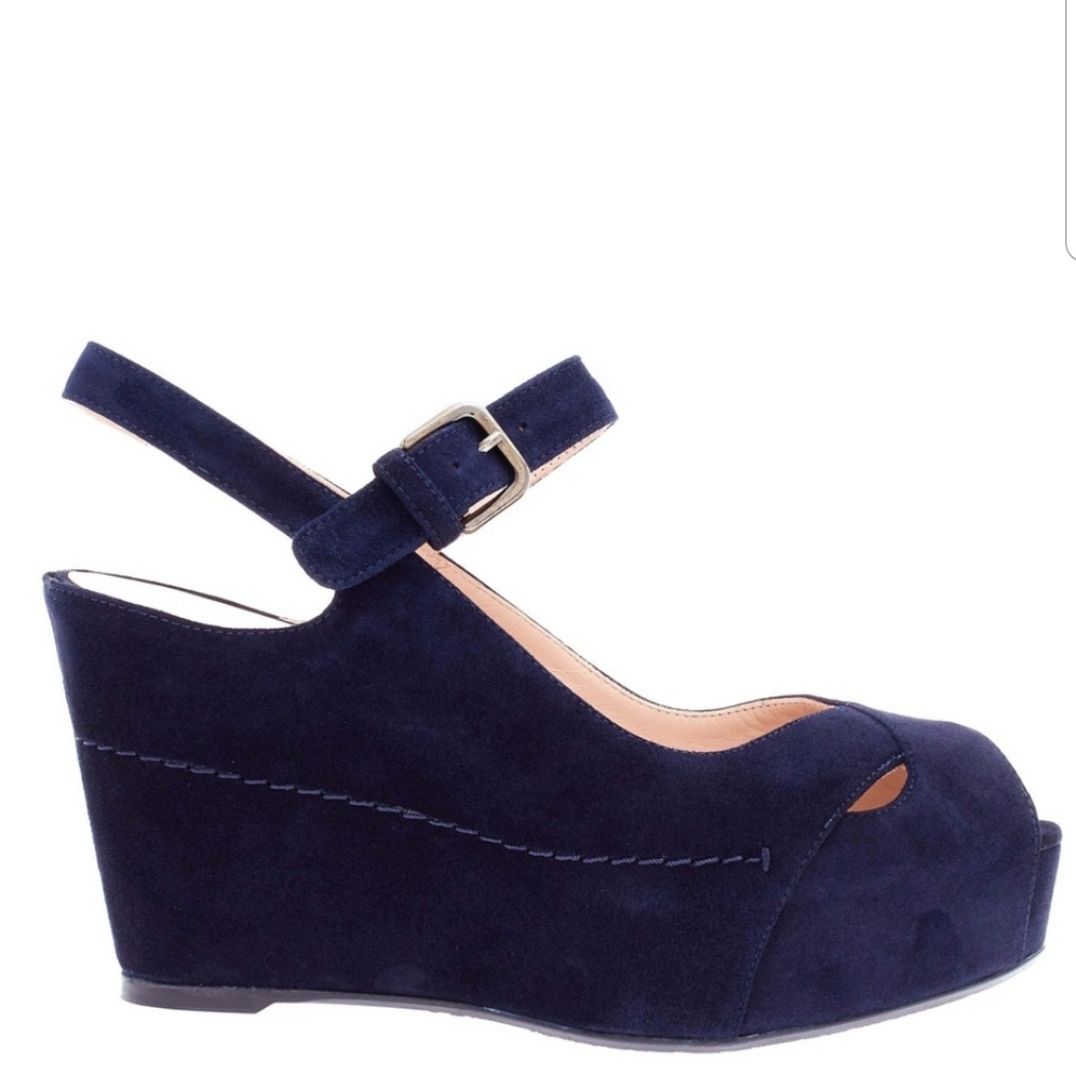 Stuart Weitzman Turnover Navy Wedges