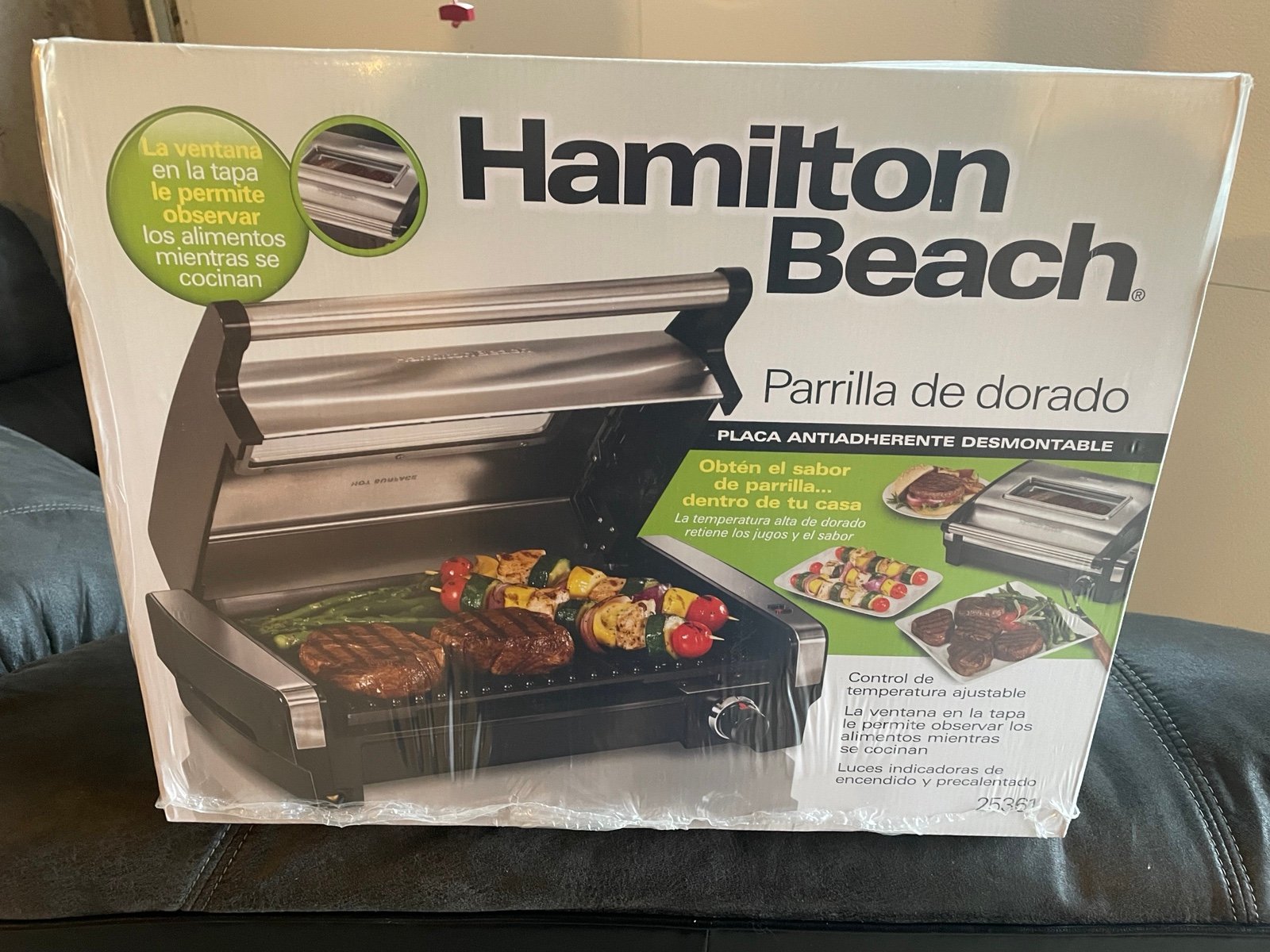Hamilton Beach indoor searing grill never open brand new