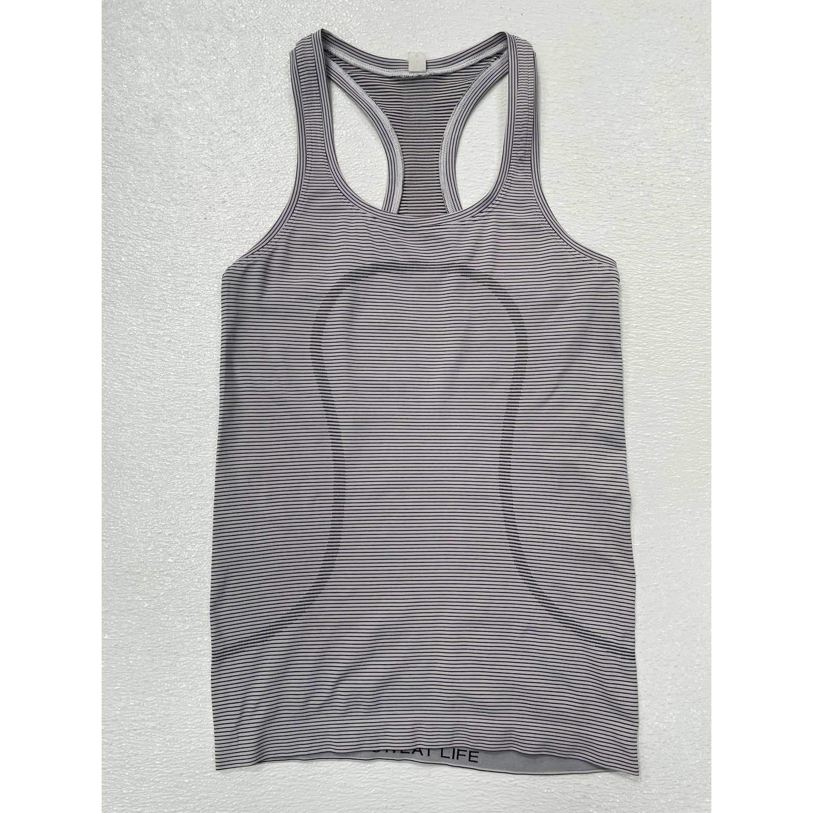 Lululemon Swiftly Tech Racerback 2.0 Tempo Stripe White Black Sz 4