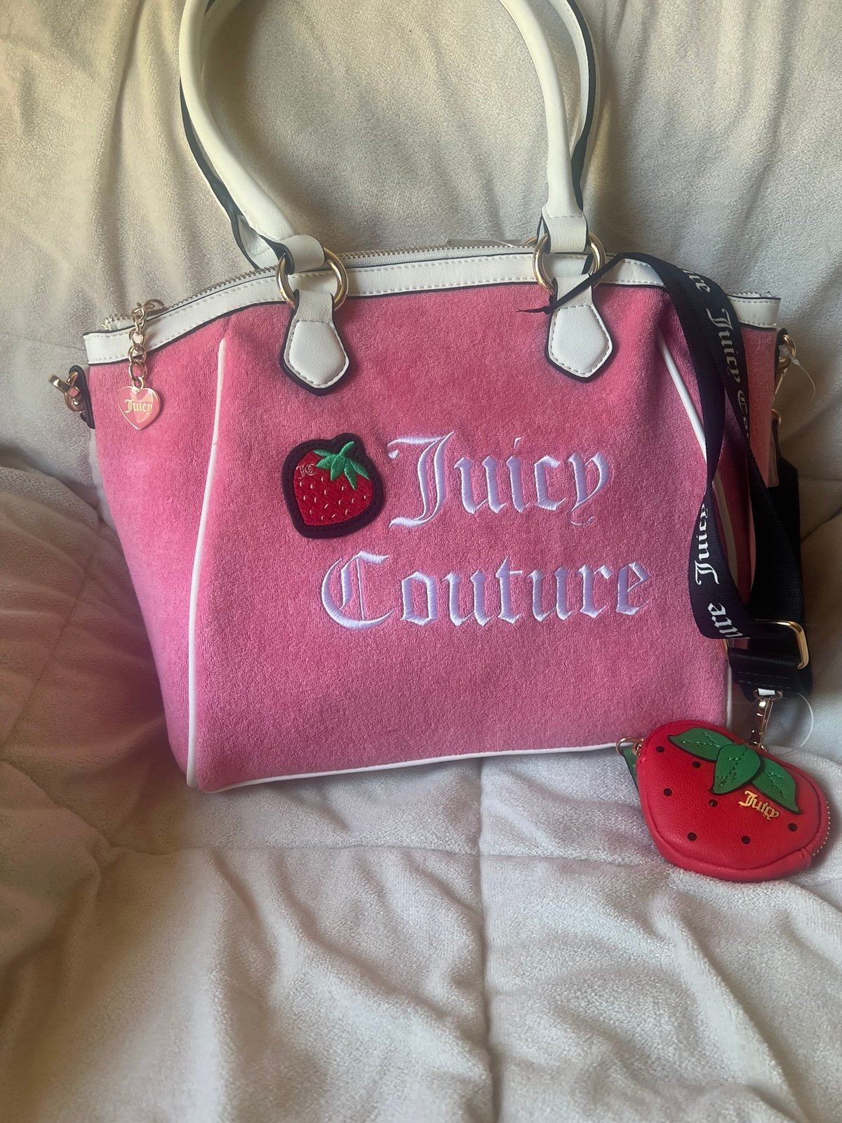 Juicy Couturejuicy couture sweet n juicy pink lemonade tote