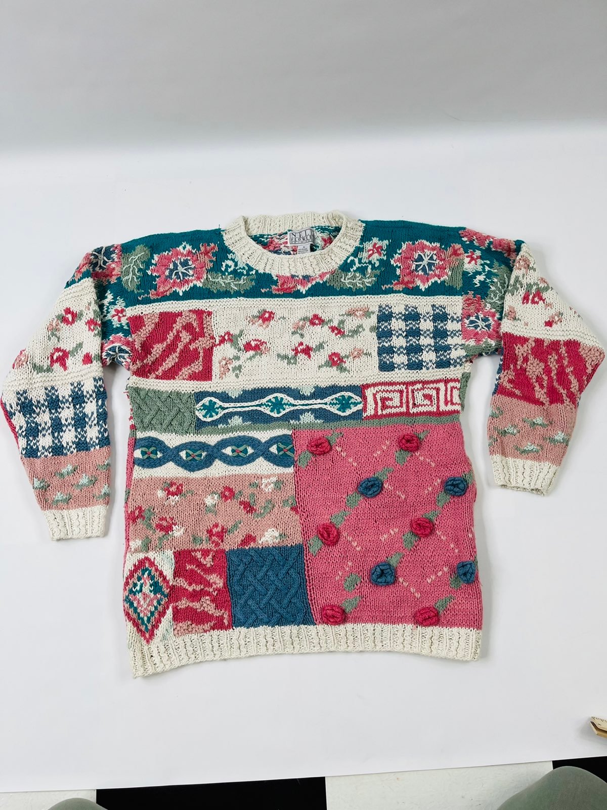 Vintage 90s Hand Knit Floral Sweater